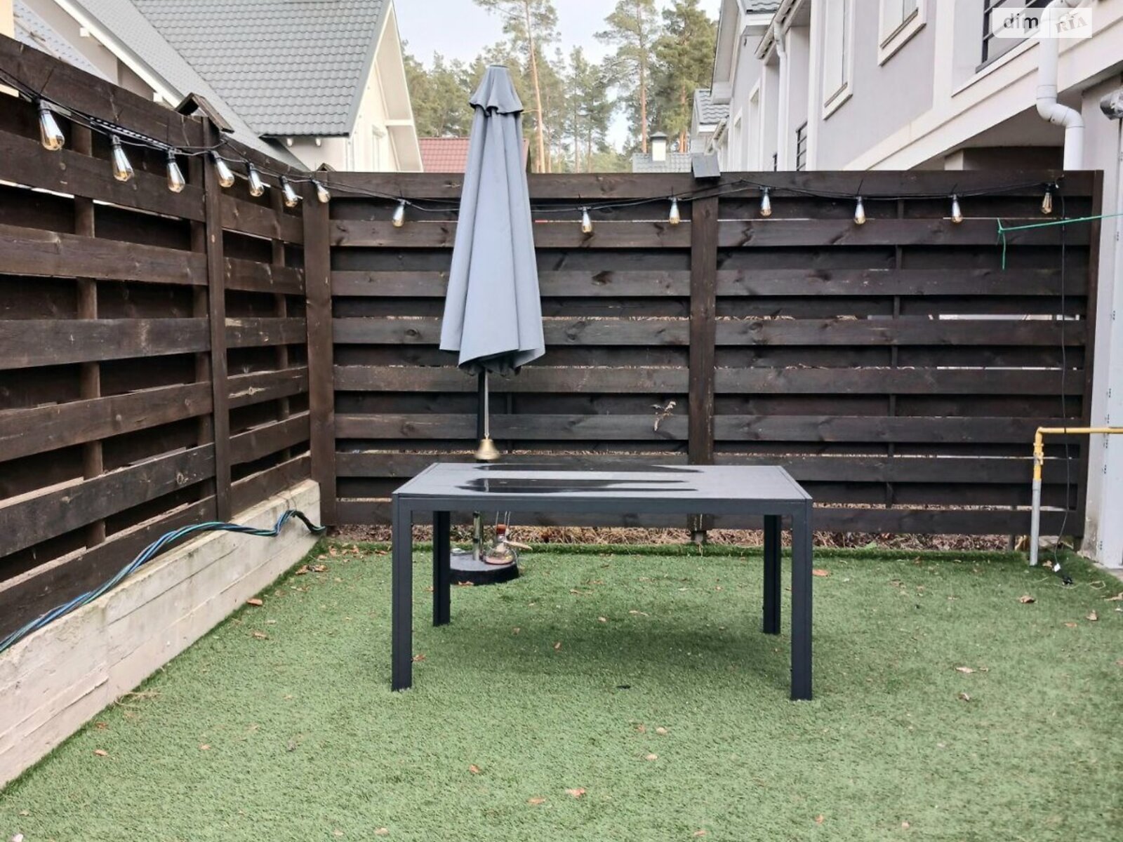 трехэтажный таунхаус, 155.6 кв. м, кирпич. Продажа в Буче район Буча фото 1 трехэтажный таунхаус, 155.6 кв. м, кирпич. Продажа в Буче район Буча фото 1