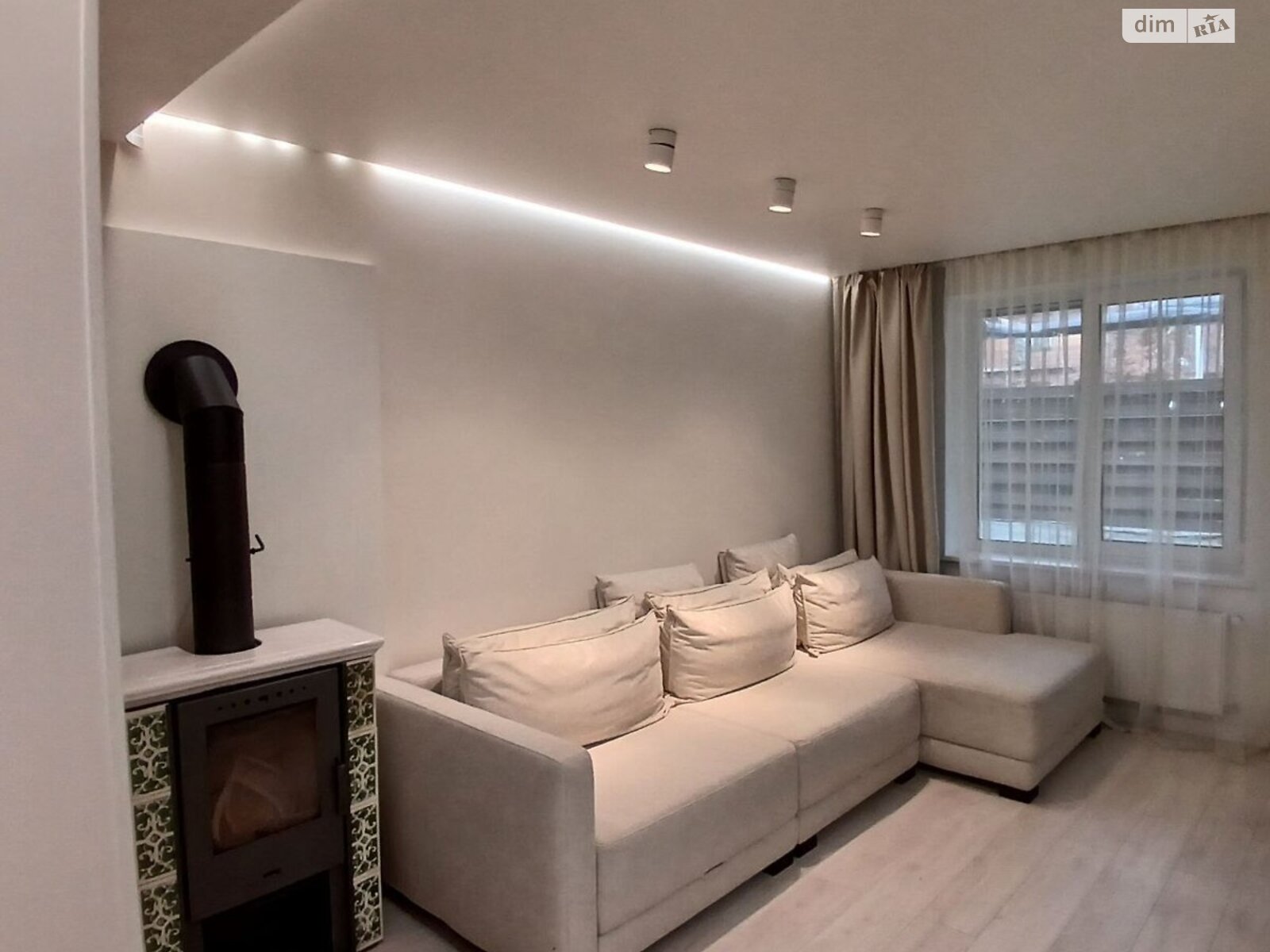 трехэтажный таунхаус, 155.6 кв. м, кирпич. Продажа в Буче район Буча фото 1 трехэтажный таунхаус, 155.6 кв. м, кирпич. Продажа в Буче район Буча фото 1