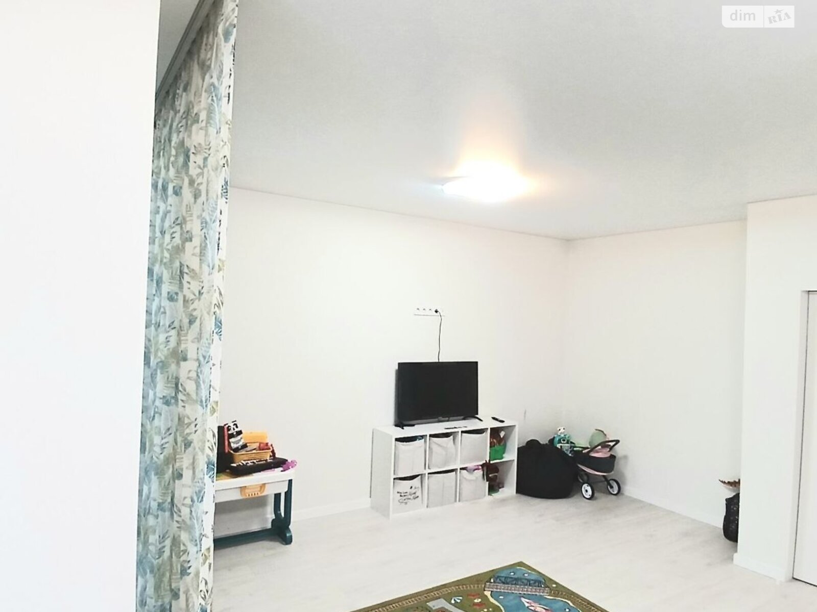 трехэтажный таунхаус, 155.6 кв. м, кирпич. Продажа в Буче район Буча фото 1 трехэтажный таунхаус, 155.6 кв. м, кирпич. Продажа в Буче район Буча фото 1