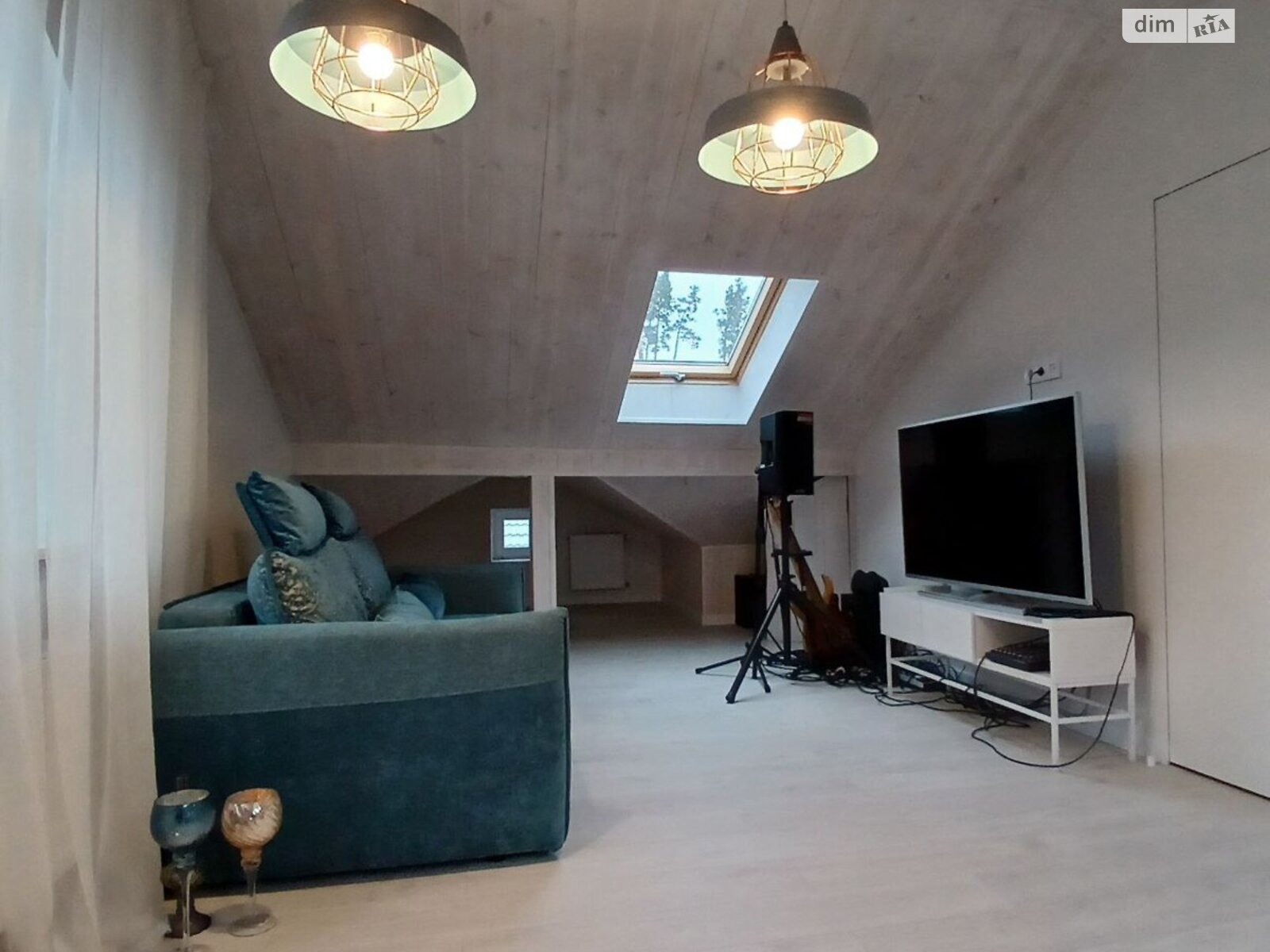 трехэтажный таунхаус, 155.6 кв. м, кирпич. Продажа в Буче район Буча фото 1 трехэтажный таунхаус, 155.6 кв. м, кирпич. Продажа в Буче район Буча фото 1