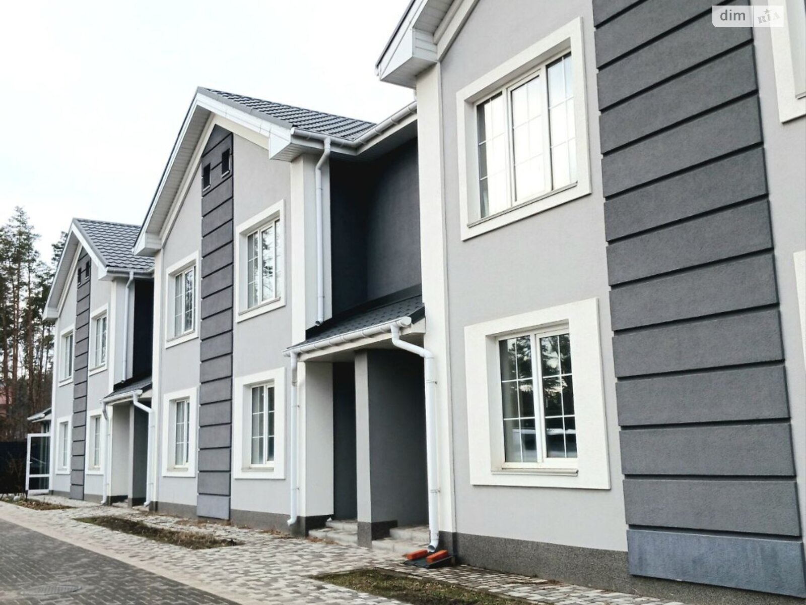 трехэтажный таунхаус, 155.6 кв. м, кирпич. Продажа в Буче район Буча фото 1 трехэтажный таунхаус, 155.6 кв. м, кирпич. Продажа в Буче район Буча фото 1