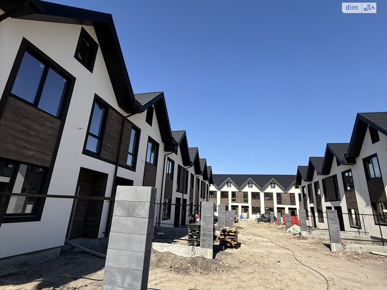 двоповерховий таунхаус, 110 кв. м, кирпич. Продаж в Бучі, район Буча фото 1 двоповерховий таунхаус, 110 кв. м, кирпич. Продаж в Бучі, район Буча фото 1