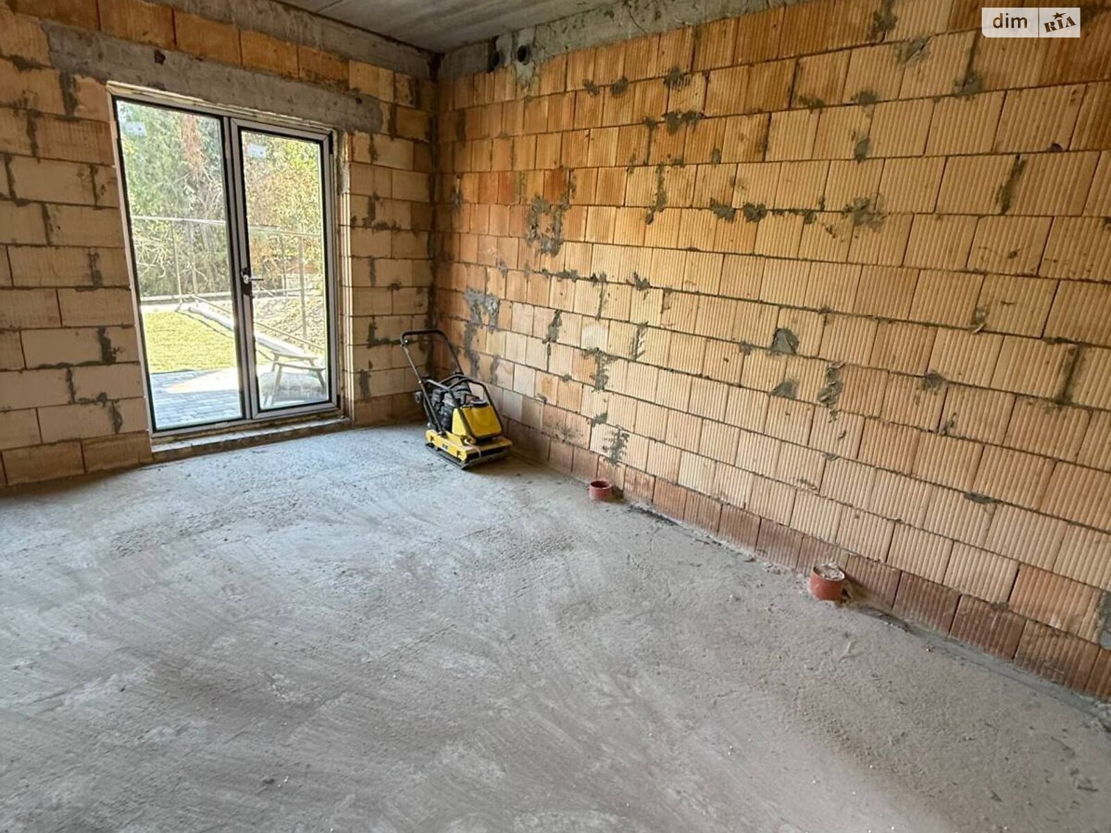 двухэтажный таунхаус, 84 кв. м, кирпич. Продажа в Буче район Буча фото 1 двухэтажный таунхаус, 84 кв. м, кирпич. Продажа в Буче район Буча фото 1