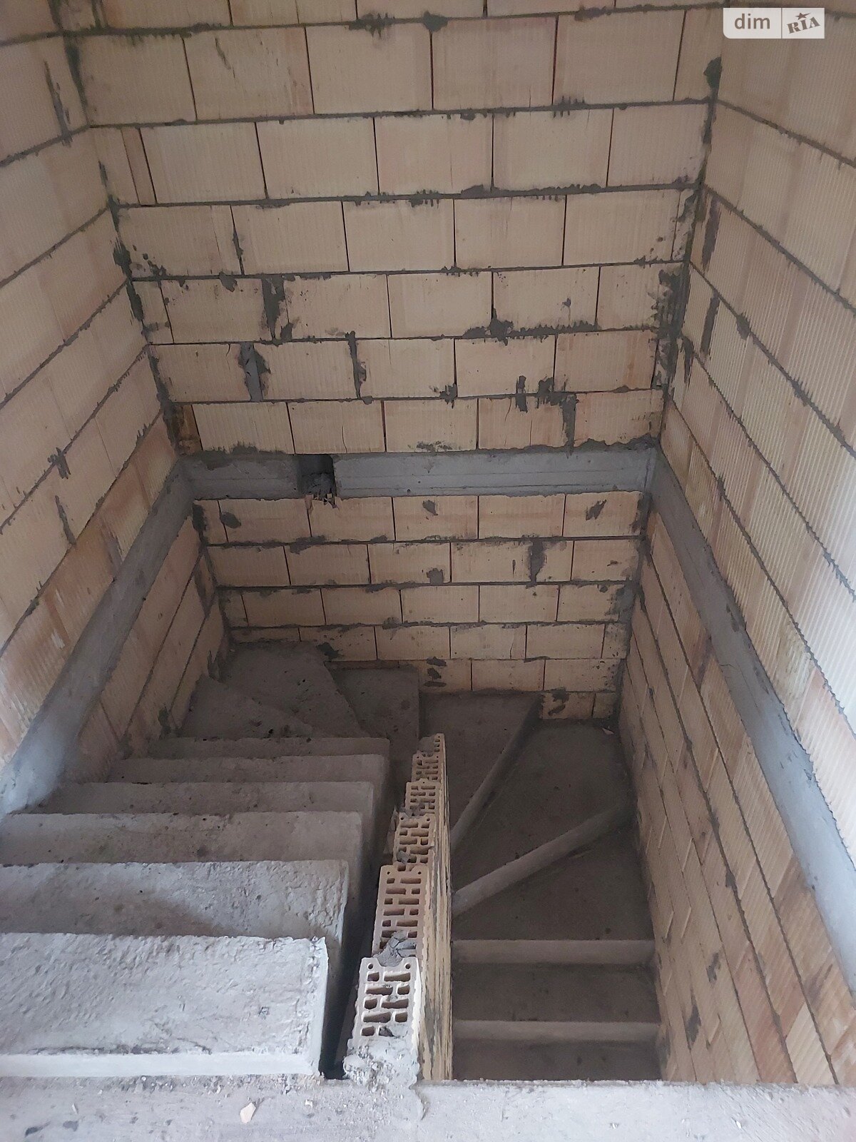 двухэтажный таунхаус, 90 кв. м, кирпич. Продажа в Буче район Буча фото 1 двухэтажный таунхаус, 90 кв. м, кирпич. Продажа в Буче район Буча фото 1