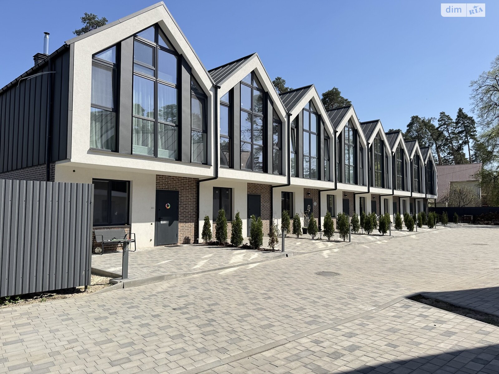 двоповерховий таунхаус, 95 кв. м, цегла. Продаж в Бучі, район Буча фото 1 двоповерховий таунхаус, 95 кв. м, цегла. Продаж в Бучі, район Буча фото 1