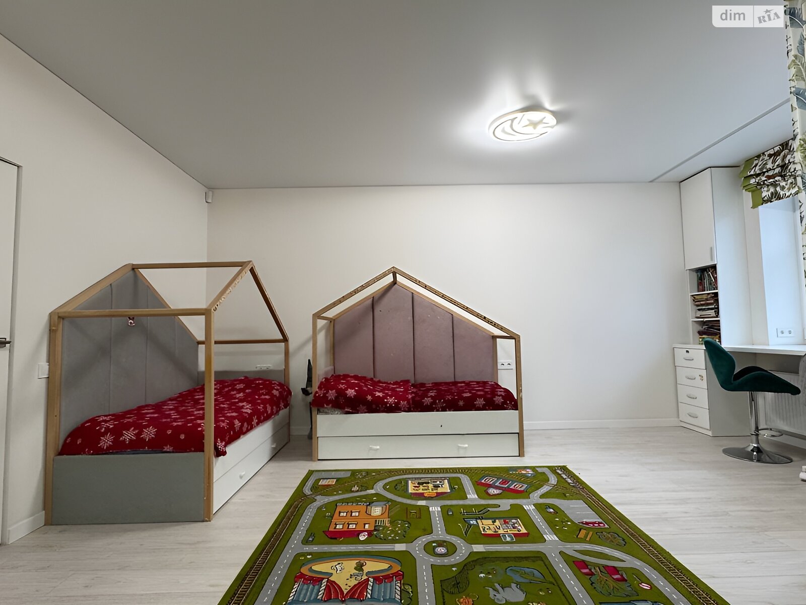 триповерховий таунхаус, 150 кв. м, цегла. Продаж в Бучі, район Буча фото 1 триповерховий таунхаус, 150 кв. м, цегла. Продаж в Бучі, район Буча фото 1