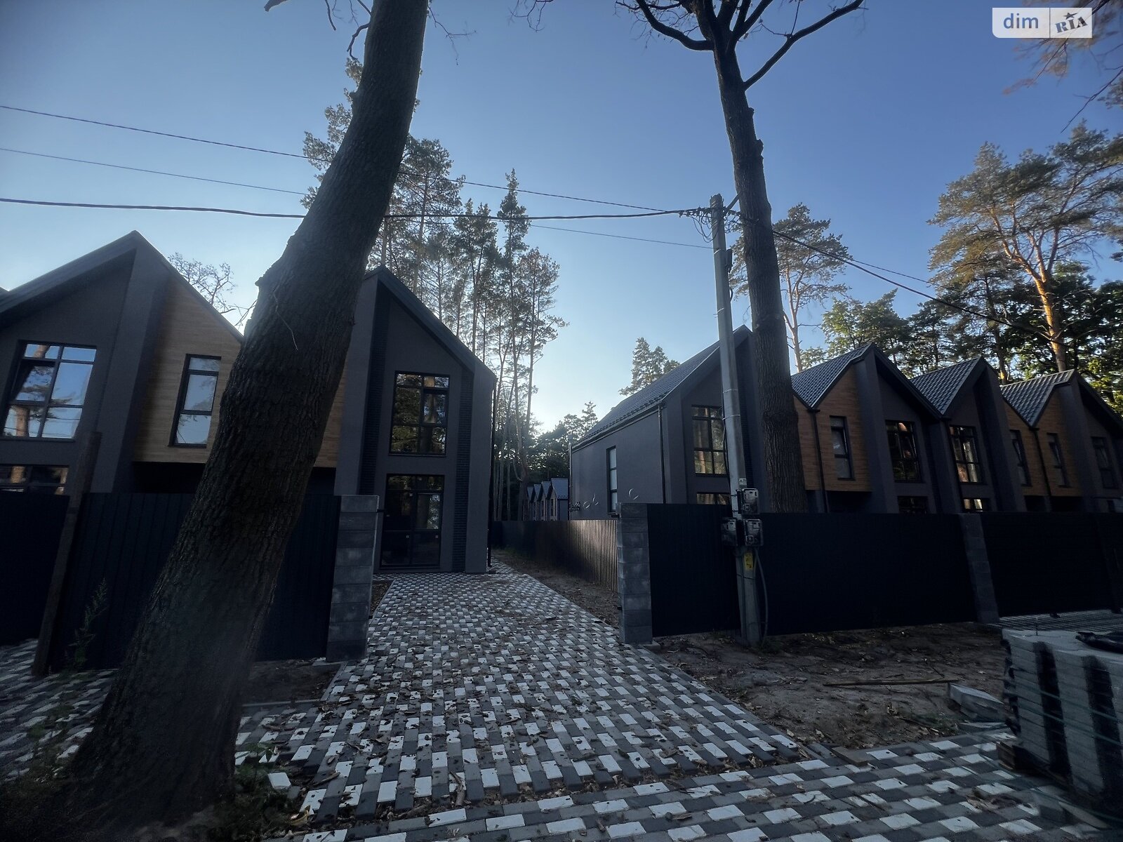 двухэтажный таунхаус, 100 кв. м, кирпич. Продажа в Буче район Буча фото 1 двухэтажный таунхаус, 100 кв. м, кирпич. Продажа в Буче район Буча фото 1