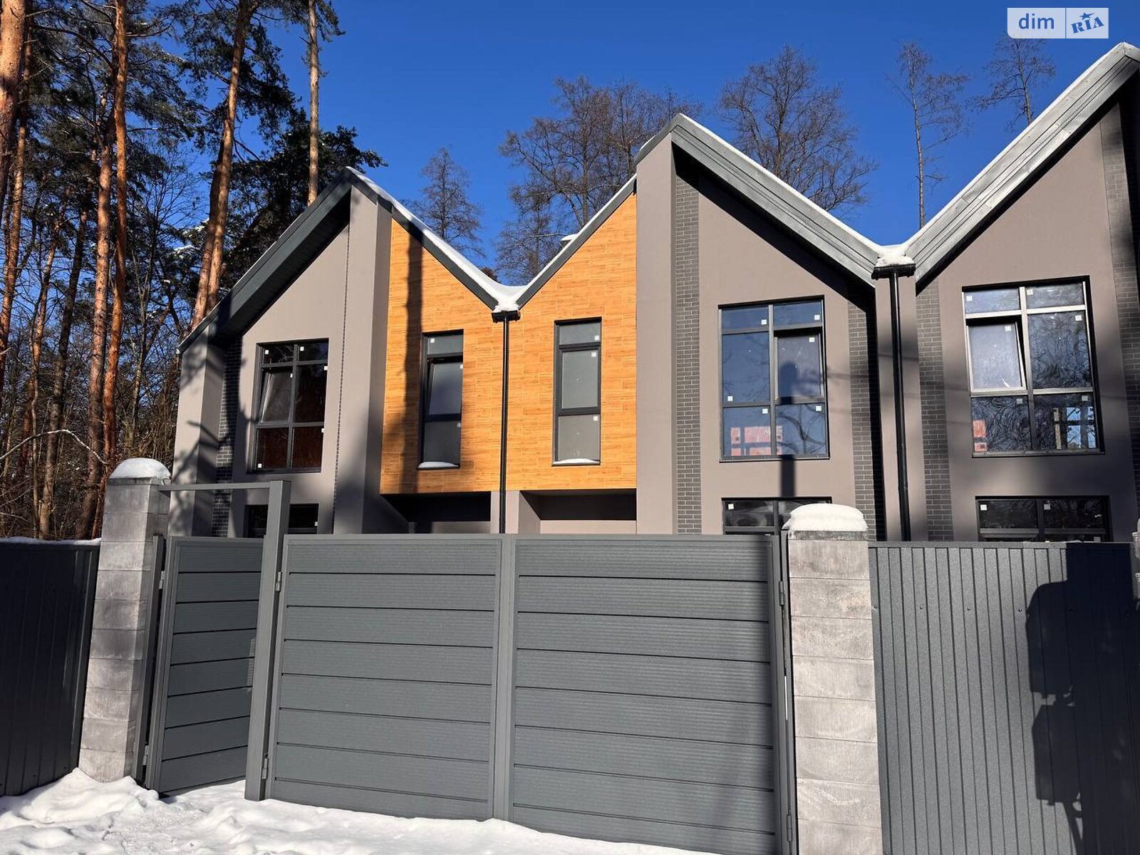 двухэтажный таунхаус, 105 кв. м, кирпич. Продажа в Буче район Буча фото 1 двухэтажный таунхаус, 105 кв. м, кирпич. Продажа в Буче район Буча фото 1