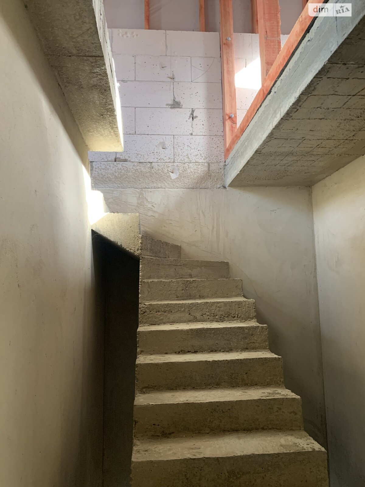 трехэтажный таунхаус, 180 кв. м, кирпич. Продажа в Буче район Буча фото 1