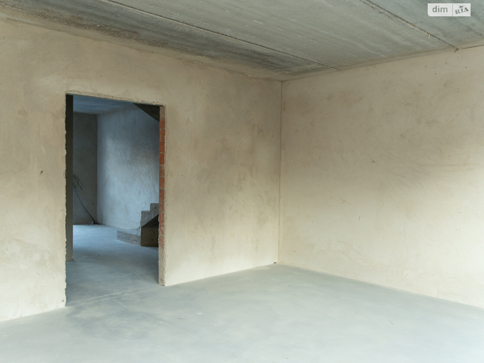 трехэтажный таунхаус, 180 кв. м, пеноблок. Продажа в Буче район Буча фото 1