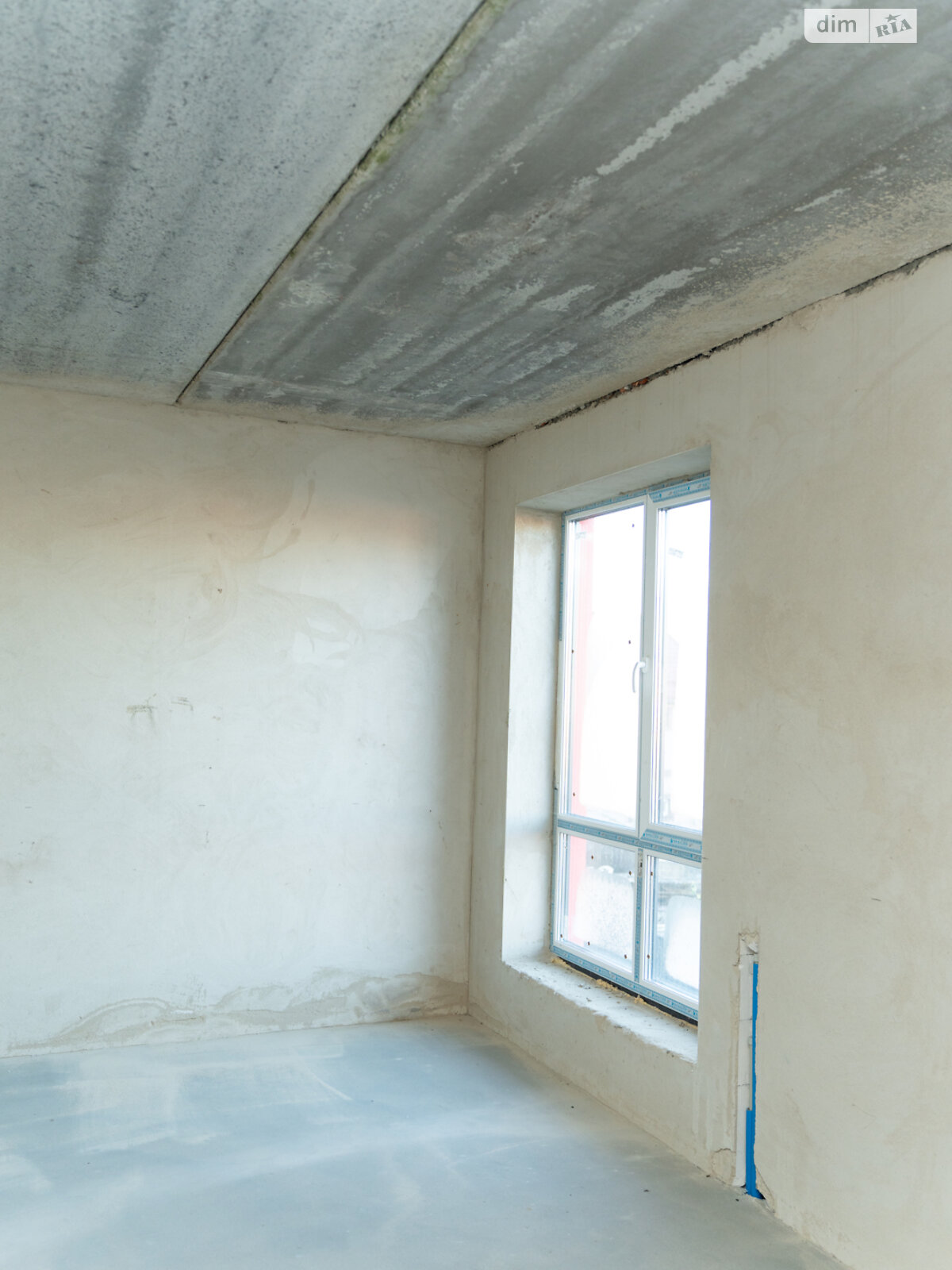 трехэтажный таунхаус, 180 кв. м, пеноблок. Продажа в Буче район Буча фото 1