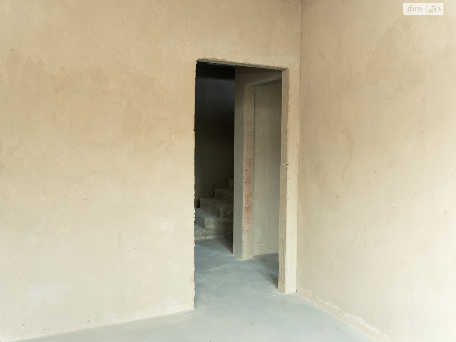 трехэтажный таунхаус, 180 кв. м, пеноблок. Продажа в Буче район Буча фото 1