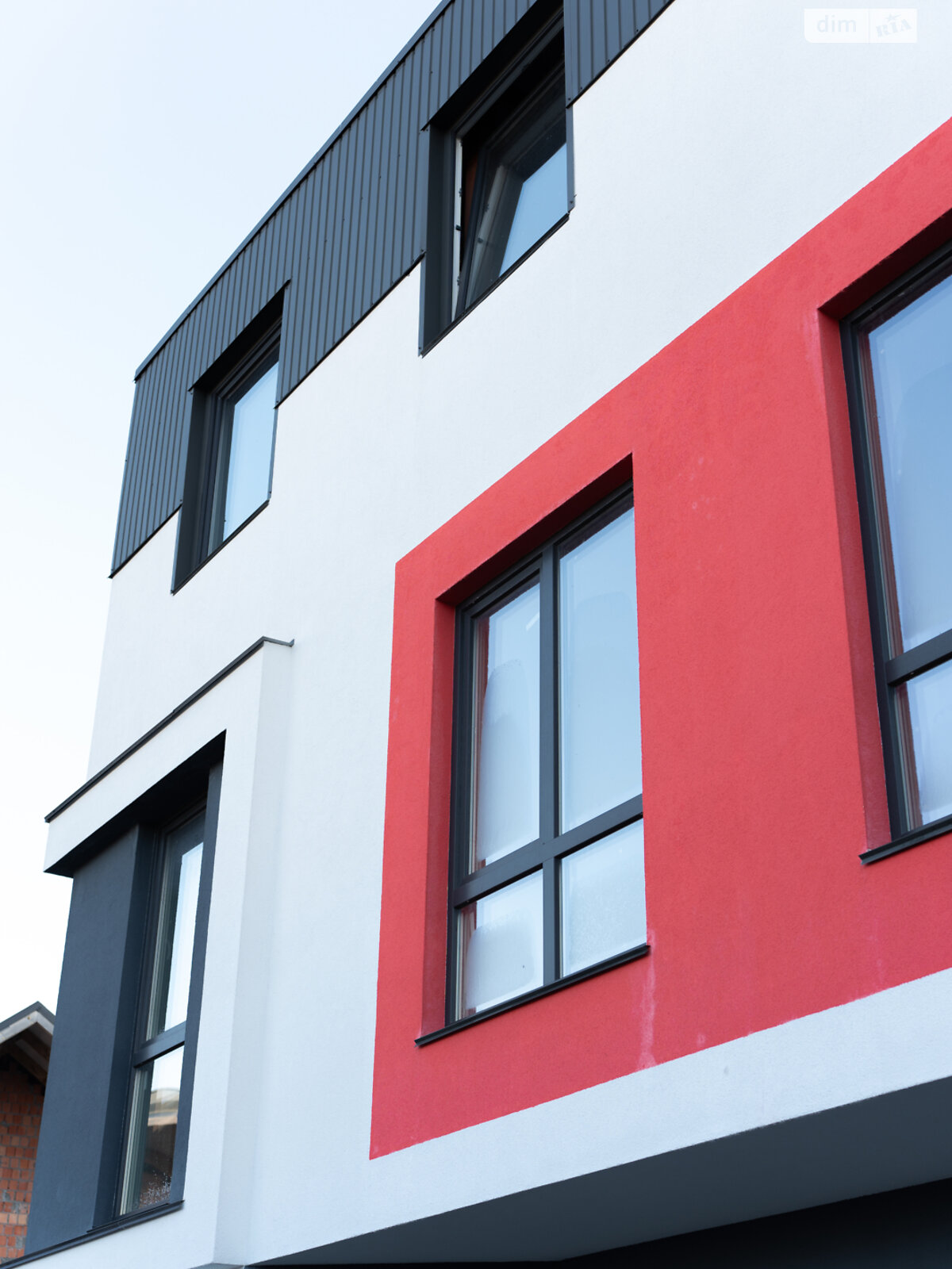 трехэтажный таунхаус, 180 кв. м, пеноблок. Продажа в Буче район Буча фото 1