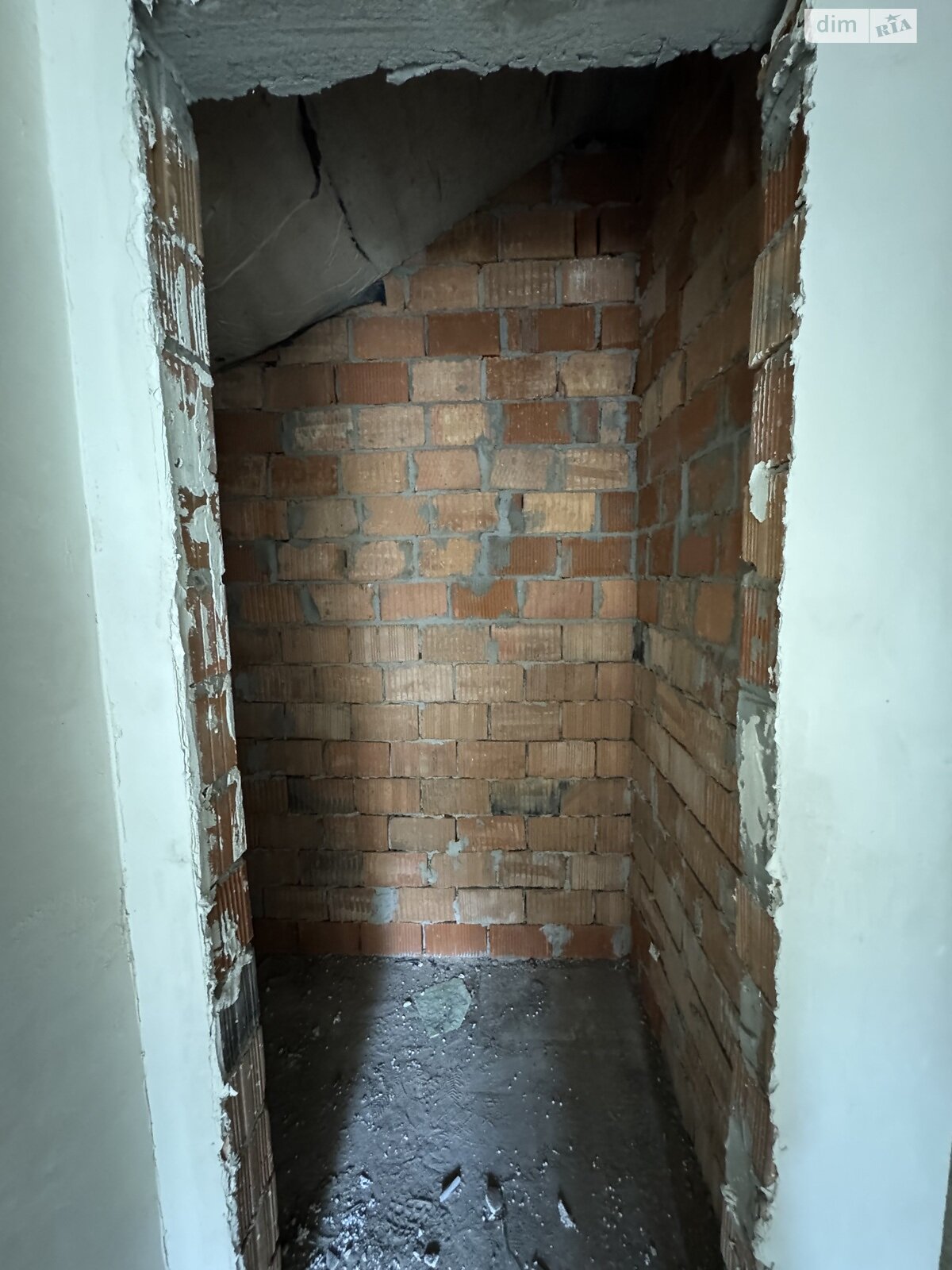 двухэтажный таунхаус, 105 кв. м, кирпич. Продажа в Буче фото 1 двухэтажный таунхаус, 105 кв. м, кирпич. Продажа в Буче фото 1