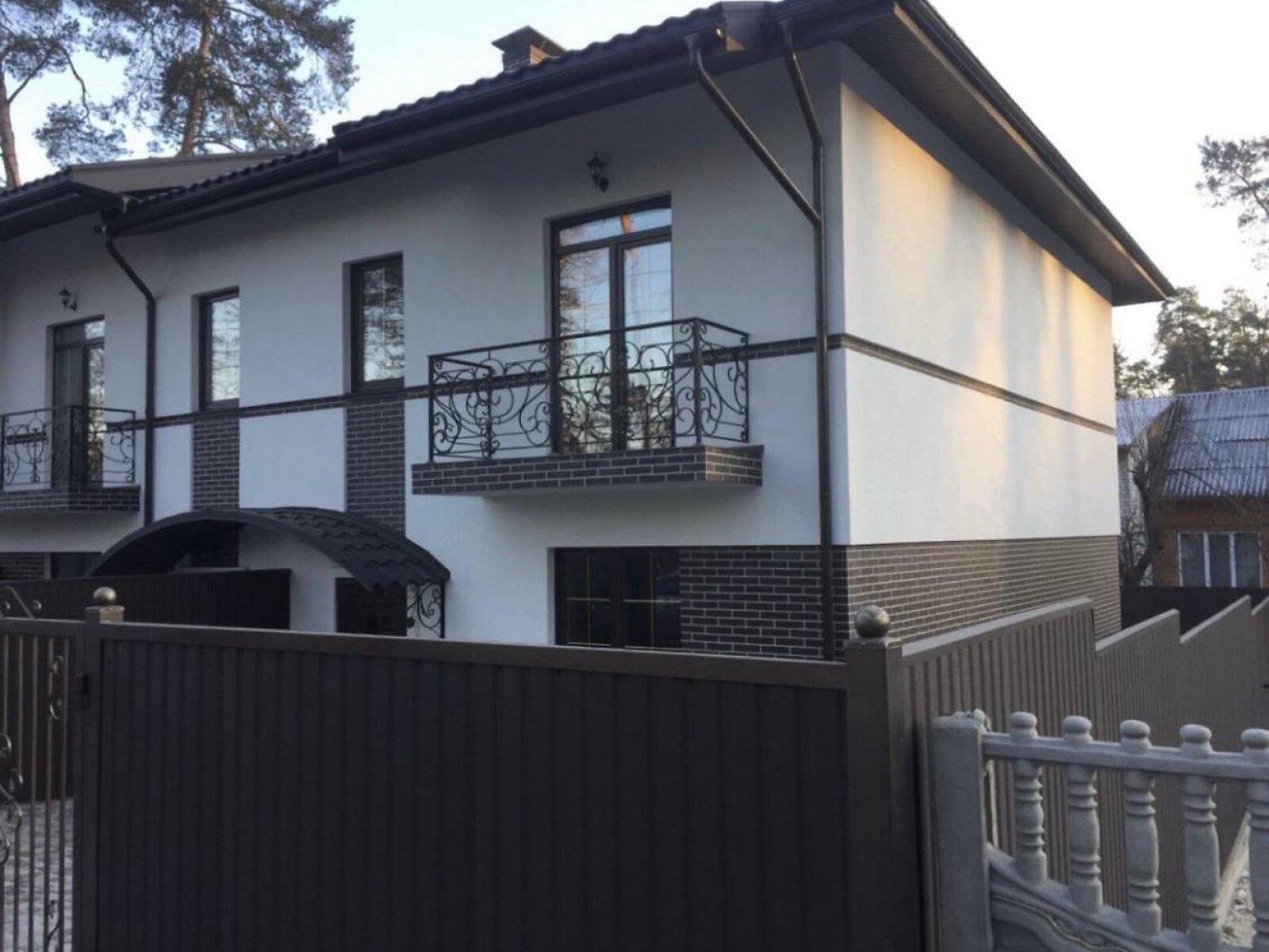 двухэтажный таунхаус, 140 кв. м, кирпич. Продажа в Буче фото 1