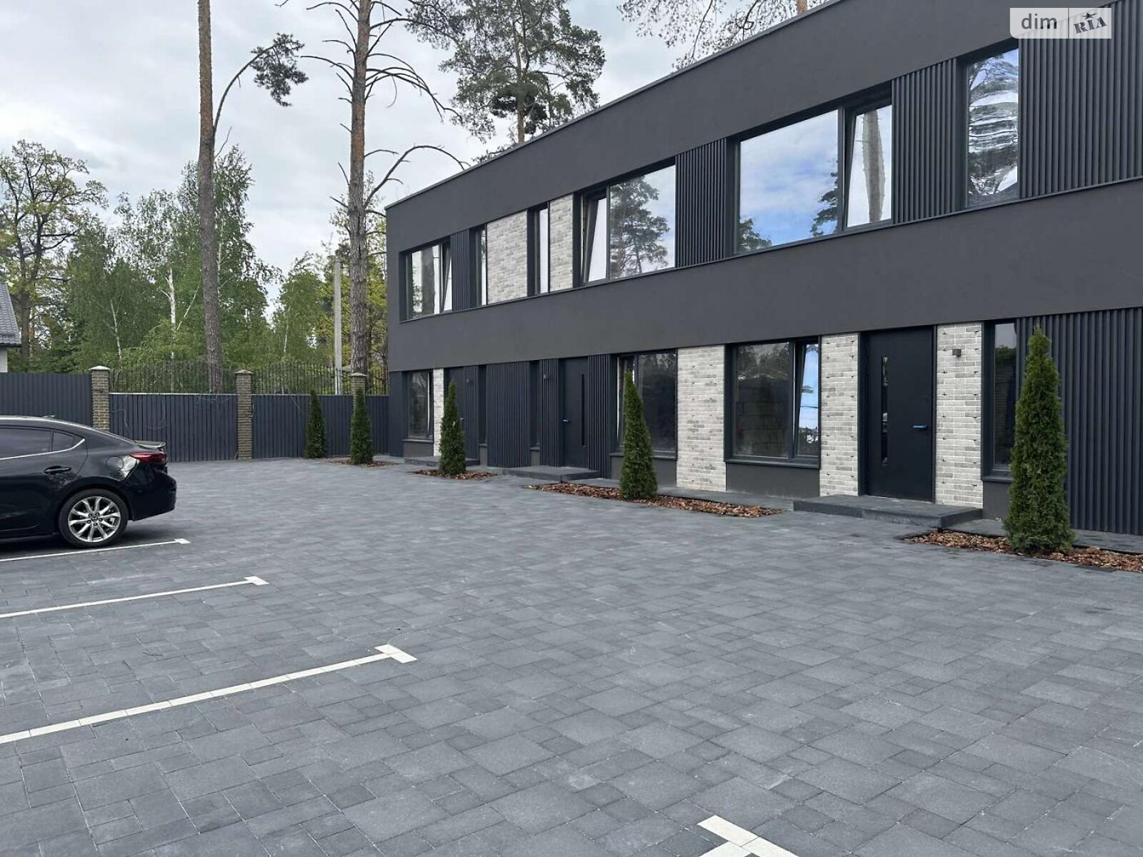 двухэтажный таунхаус, 97 кв. м, кирпич. Продажа в Буче фото 1 двухэтажный таунхаус, 97 кв. м, кирпич. Продажа в Буче фото 1