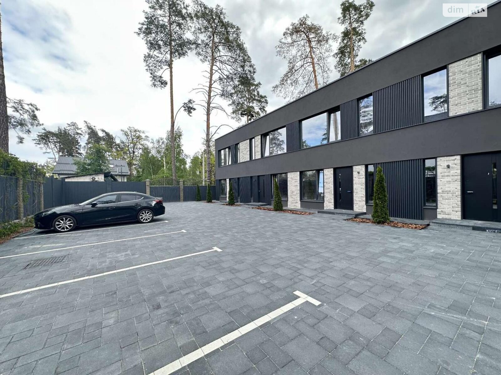 двухэтажный таунхаус, 97 кв. м, кирпич. Продажа в Буче фото 1 двухэтажный таунхаус, 97 кв. м, кирпич. Продажа в Буче фото 1