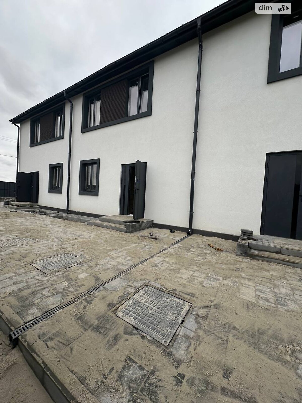 двухэтажный таунхаус, 85 кв. м, кирпич. Продажа в Буче фото 1