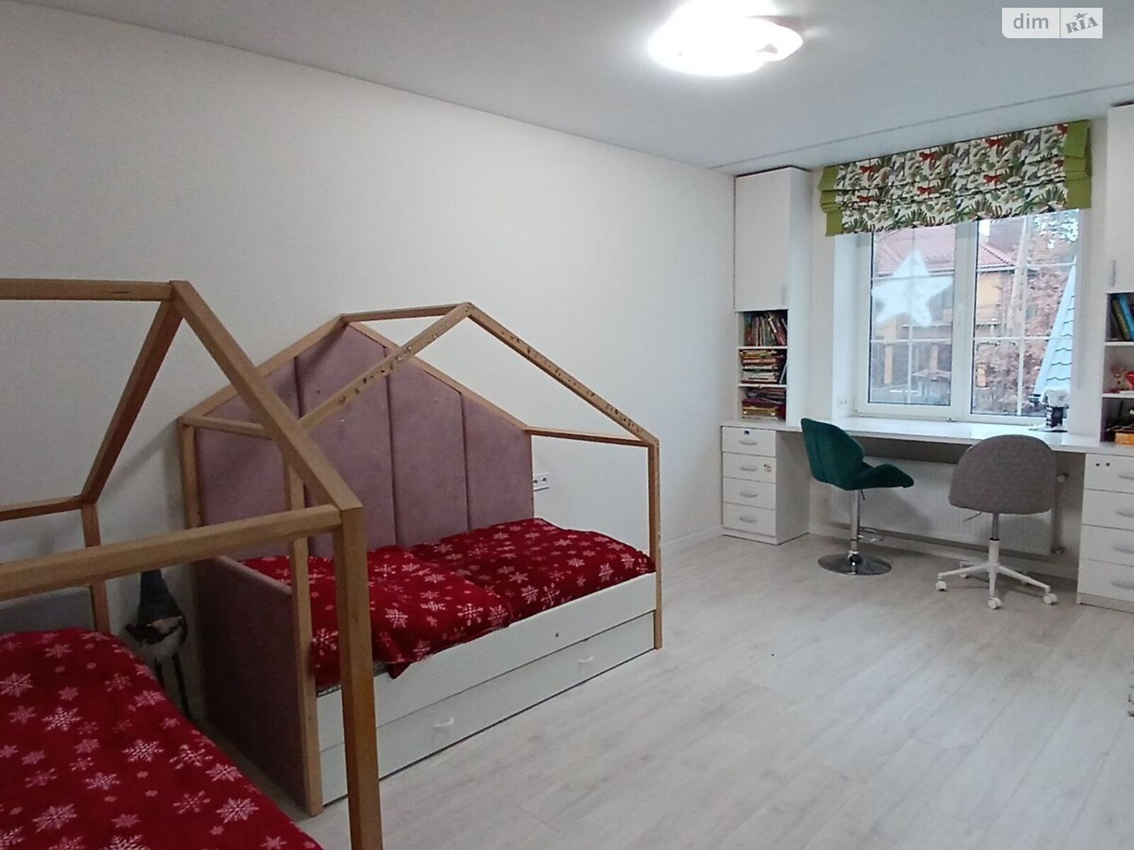 триповерховий таунхаус, 155.6 кв. м, цегла. Продаж у Бучі фото 1 триповерховий таунхаус, 155.6 кв. м, цегла. Продаж у Бучі фото 1