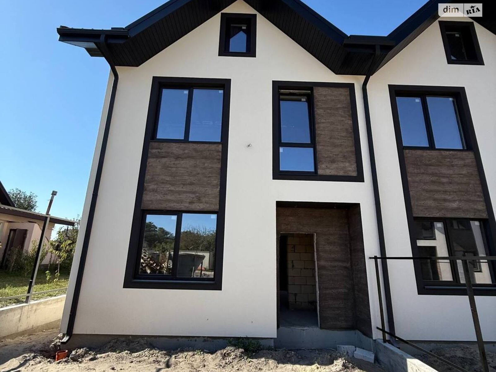 двухэтажный таунхаус, 110 кв. м, кирпич. Продажа в Буче фото 1