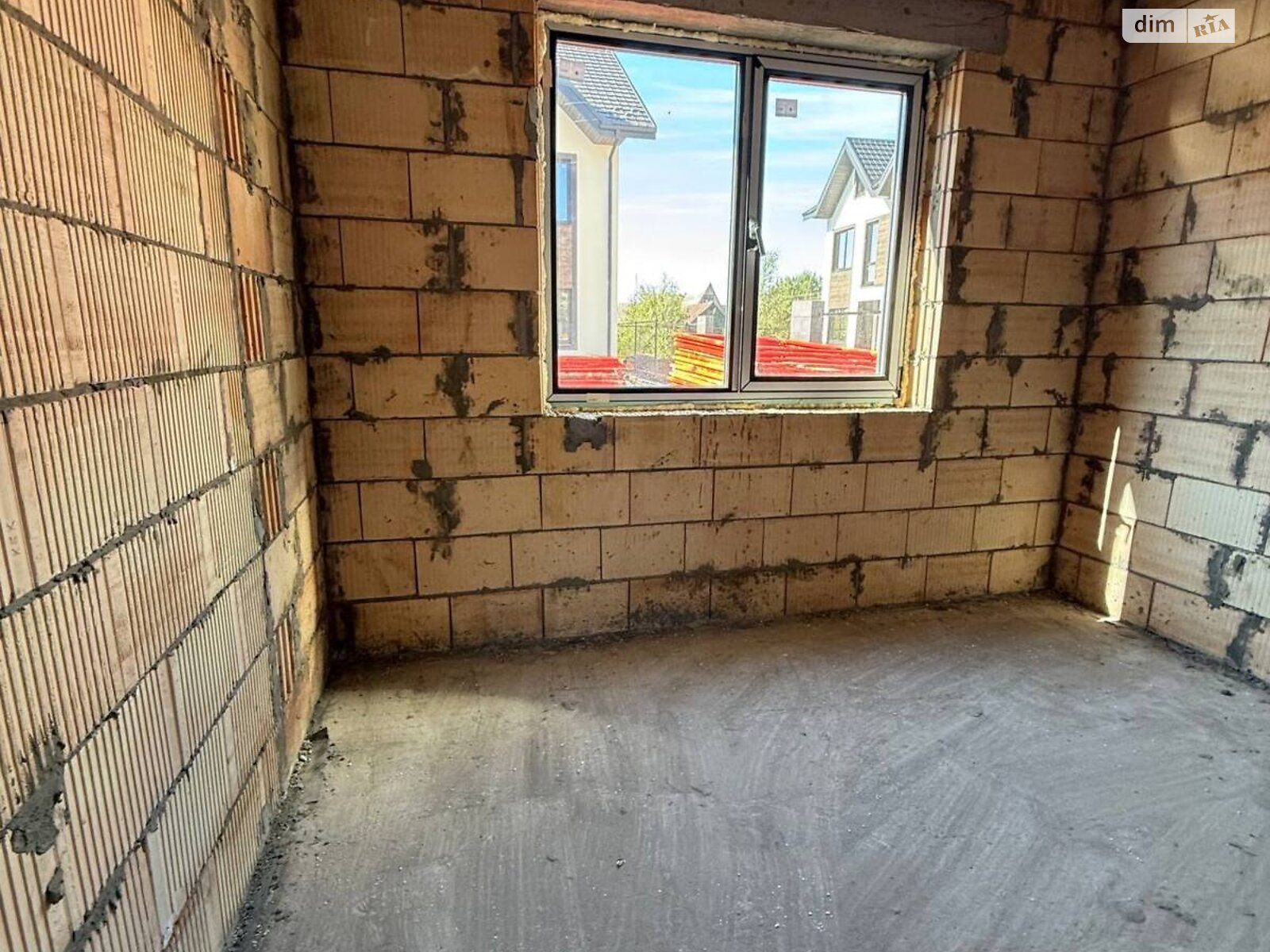 двухэтажный таунхаус, 84 кв. м, кирпич. Продажа в Буче фото 1 двухэтажный таунхаус, 84 кв. м, кирпич. Продажа в Буче фото 1