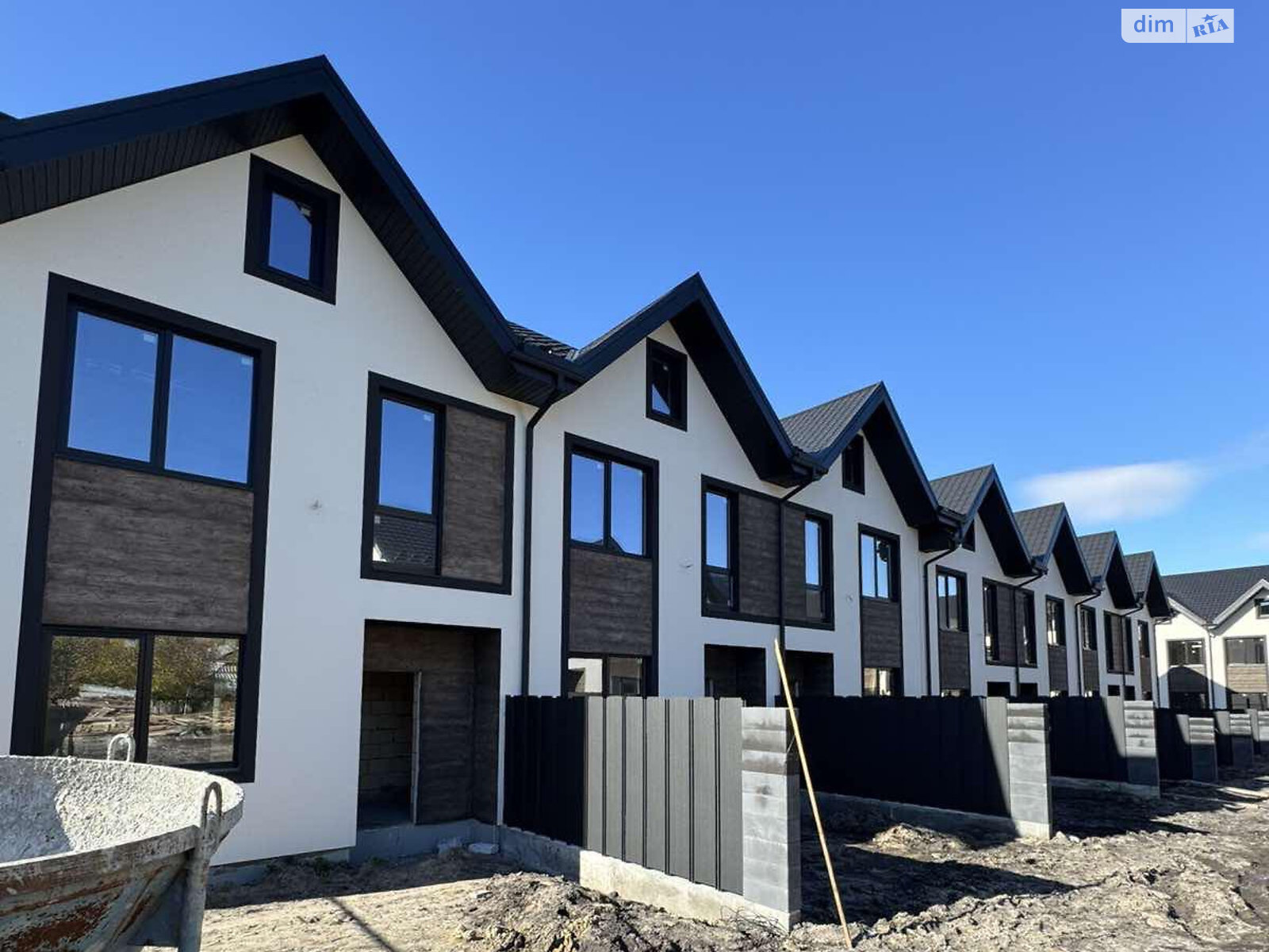 двухэтажный таунхаус, 110.6 кв. м, керамический блок. Продажа в Буче фото 1