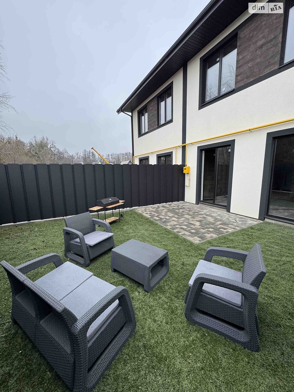 двухэтажный таунхаус, 110.3 кв. м, керамический блок. Продажа в Буче фото 1 двухэтажный таунхаус, 110.3 кв. м, керамический блок. Продажа в Буче фото 1