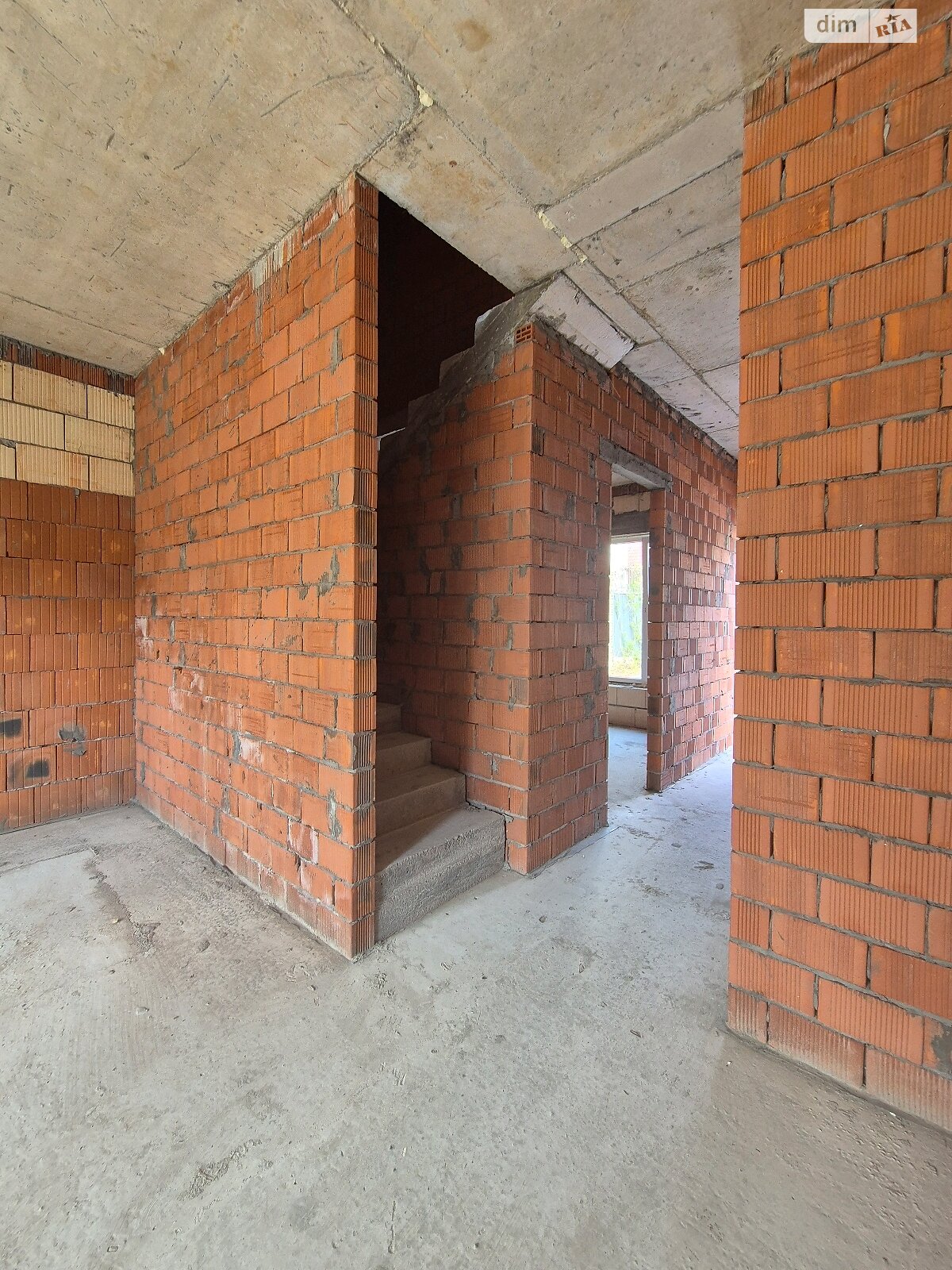 двоповерховий таунхаус, 100 кв. м, цегла. Продаж у Бучі фото 1 двоповерховий таунхаус, 100 кв. м, цегла. Продаж у Бучі фото 1