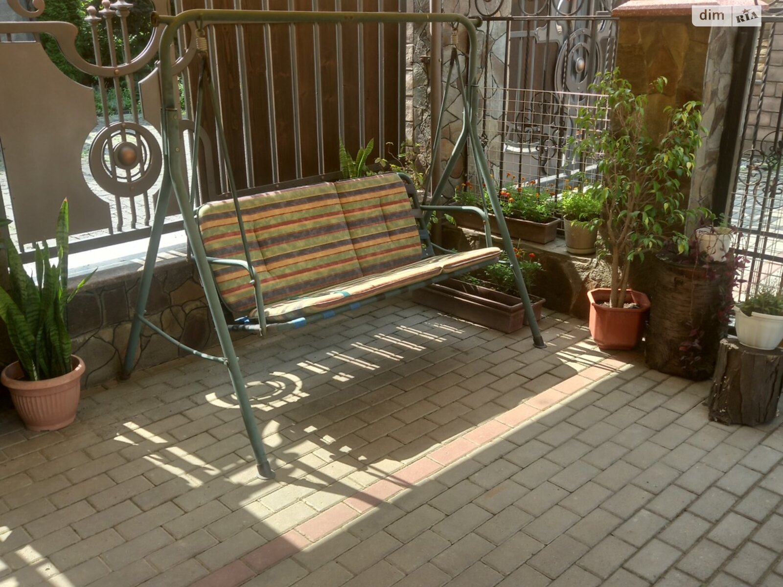 трехэтажный таунхаус, 201 кв. м, кирпич. Продажа в Чагоре район Чагор Глыбоцкий фото 1 трехэтажный таунхаус, 201 кв. м, кирпич. Продажа в Чагоре район Чагор Глыбоцкий фото 1