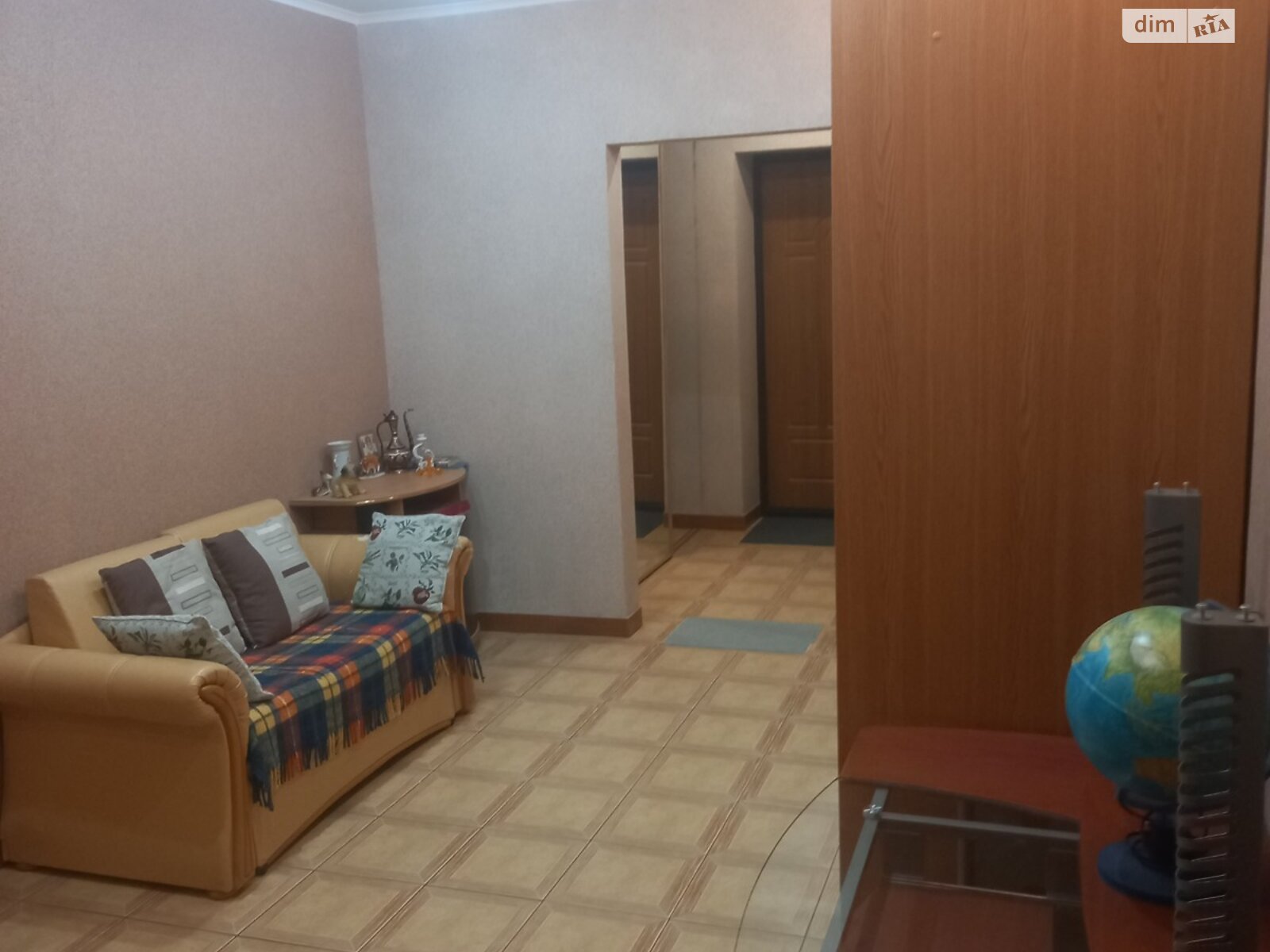 трехэтажный таунхаус, 201 кв. м, кирпич. Продажа в Чагоре район Чагор Глыбоцкий фото 1 трехэтажный таунхаус, 201 кв. м, кирпич. Продажа в Чагоре район Чагор Глыбоцкий фото 1