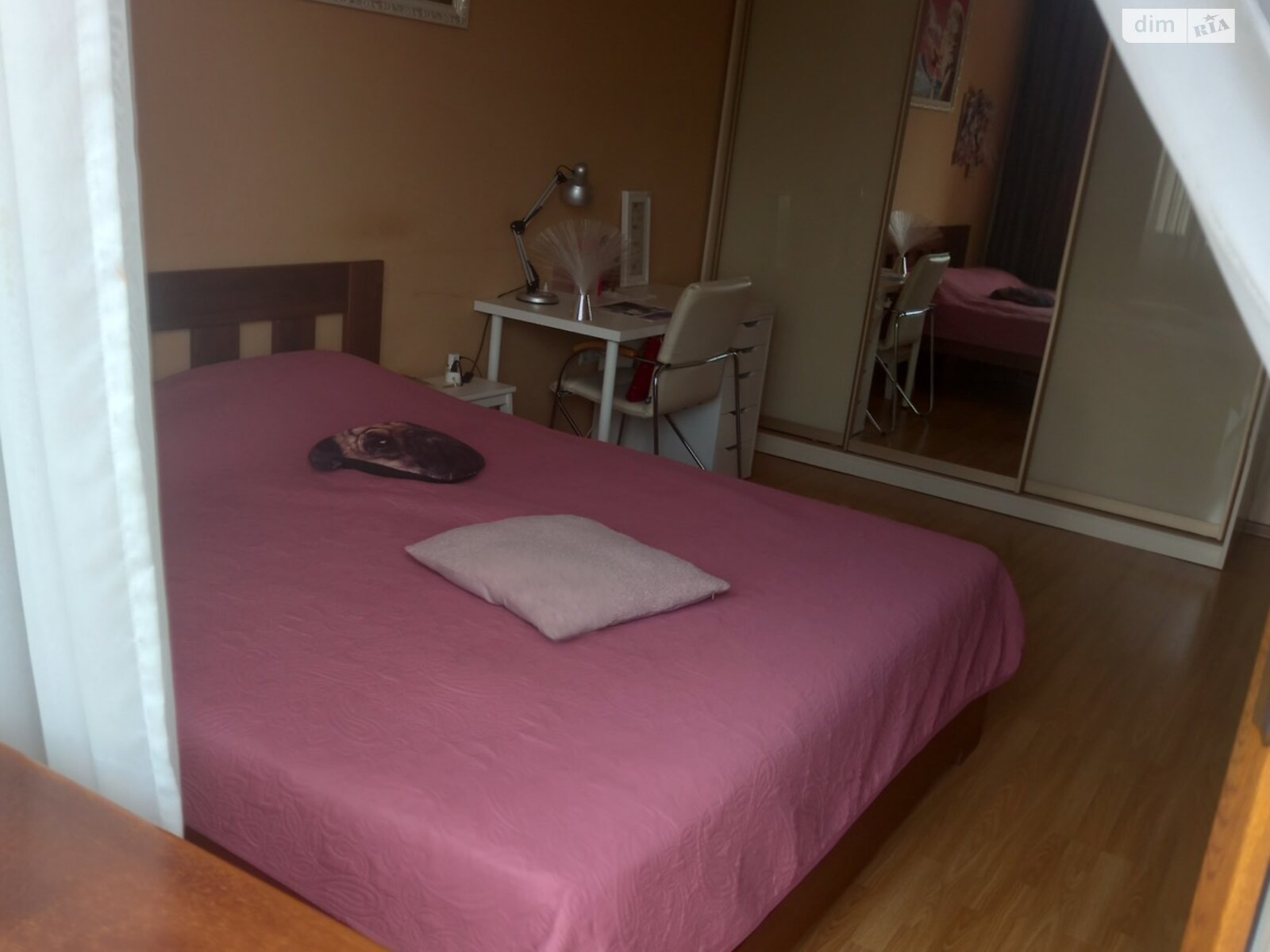 трехэтажный таунхаус, 201 кв. м, кирпич. Продажа в Чагоре район Чагор Глыбоцкий фото 1 трехэтажный таунхаус, 201 кв. м, кирпич. Продажа в Чагоре район Чагор Глыбоцкий фото 1