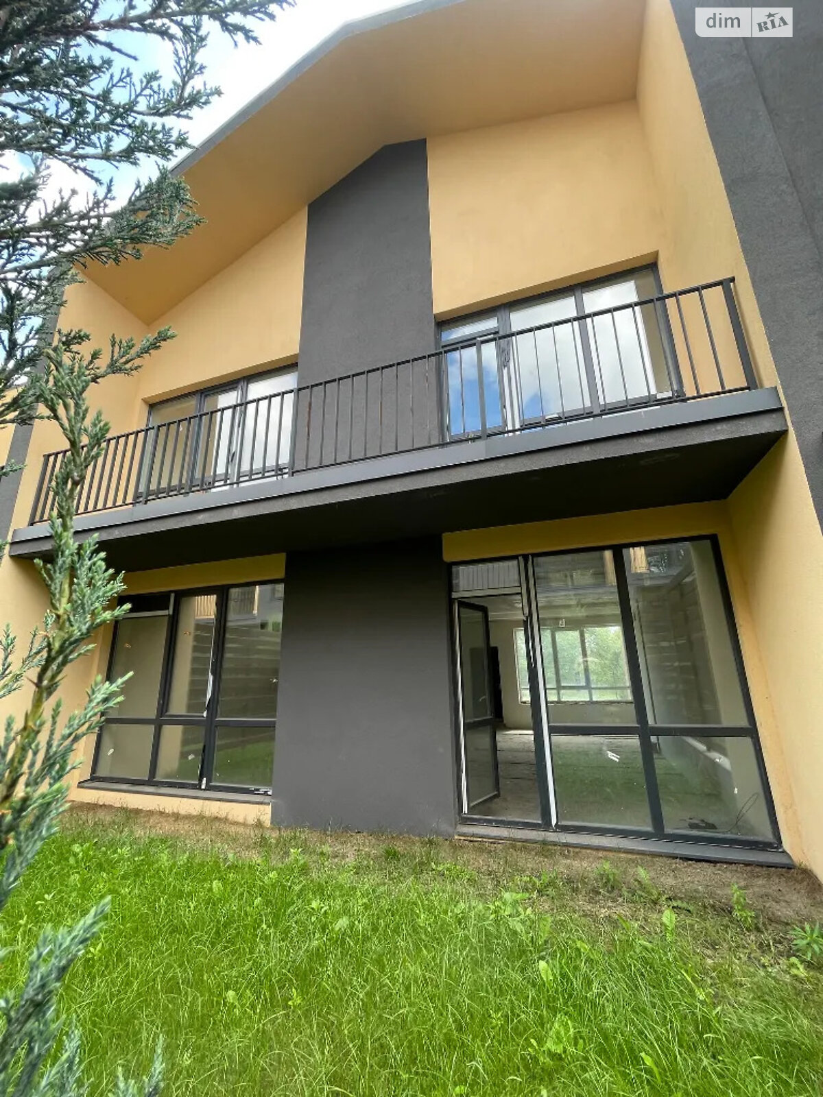 двухэтажный таунхаус, 122.4 кв. м, кирпич. Продажа в Днепре район Самаровка фото 1 двухэтажный таунхаус, 122.4 кв. м, кирпич. Продажа в Днепре район Самаровка фото 1