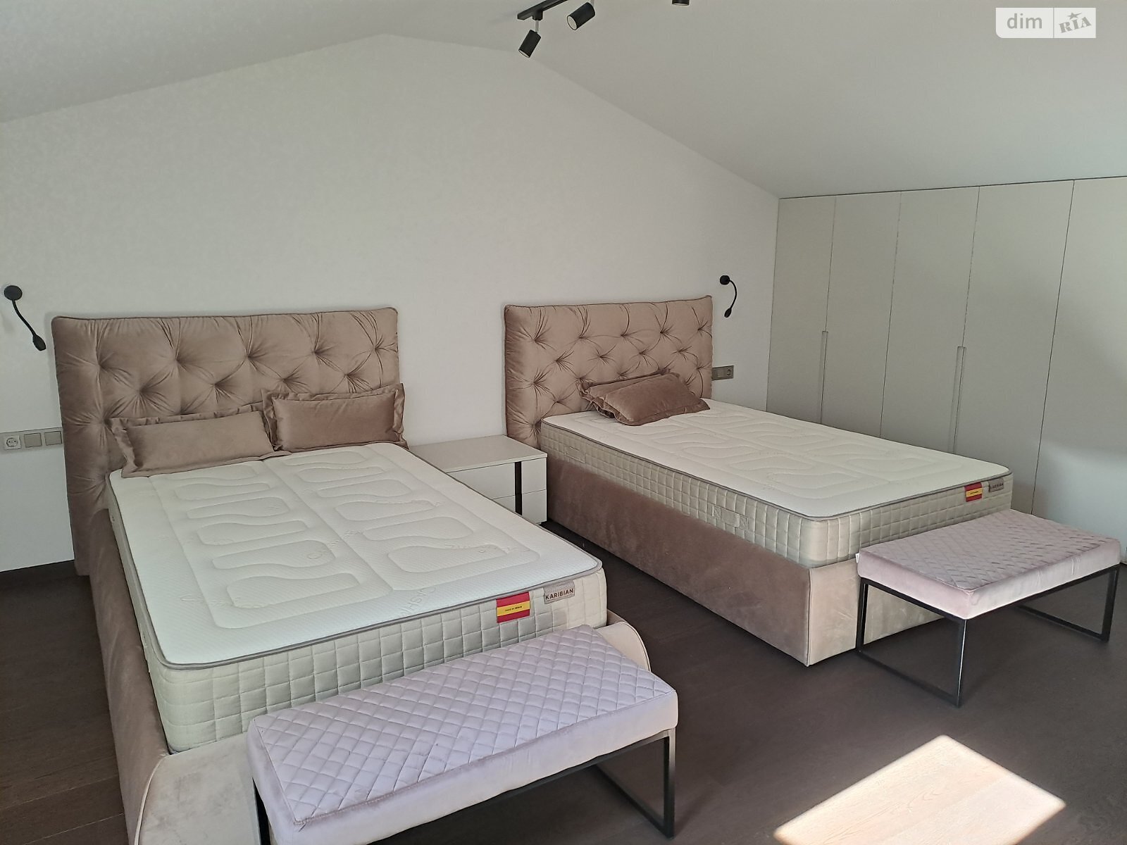 двоповерховий таунхаус, 230 кв. м, цегла. Продаж в Дніпрі, район Центральний фото 1 двоповерховий таунхаус, 230 кв. м, цегла. Продаж в Дніпрі, район Центральний фото 1