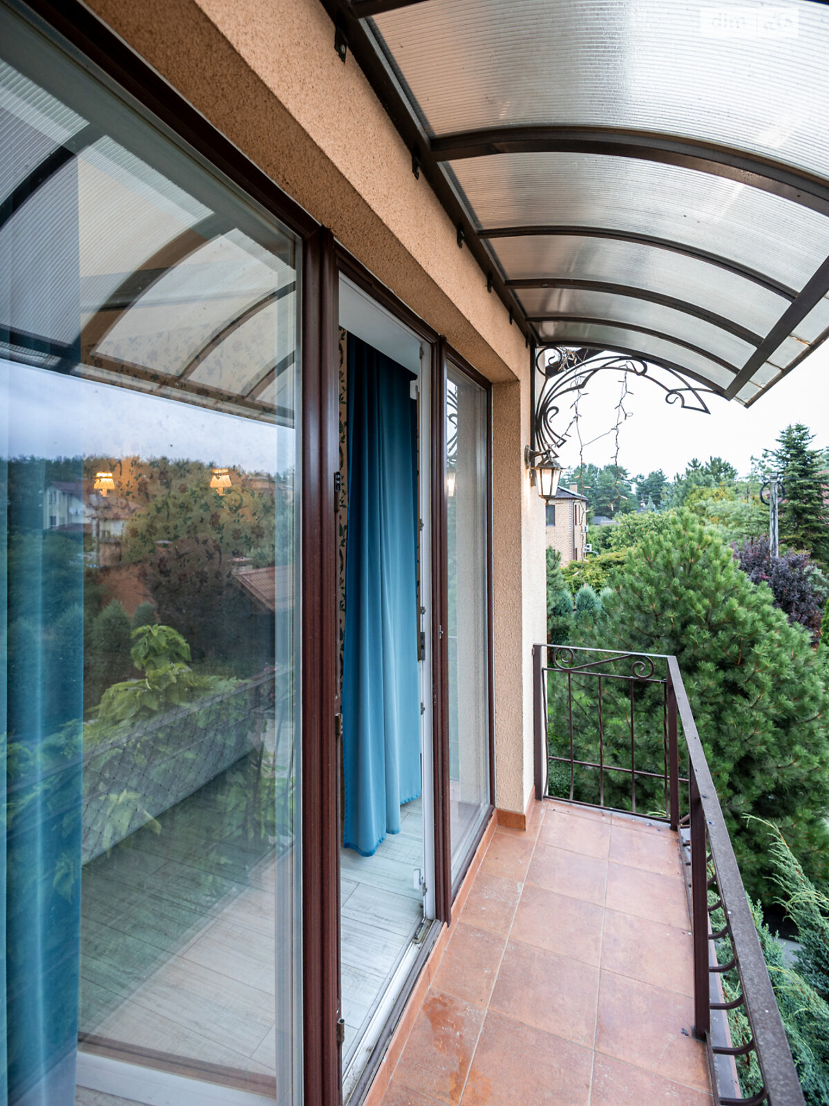 двоповерховий таунхаус, 160.5 кв. м, цегла. Продаж у Обухівці фото 1 двоповерховий таунхаус, 160.5 кв. м, цегла. Продаж у Обухівці фото 1