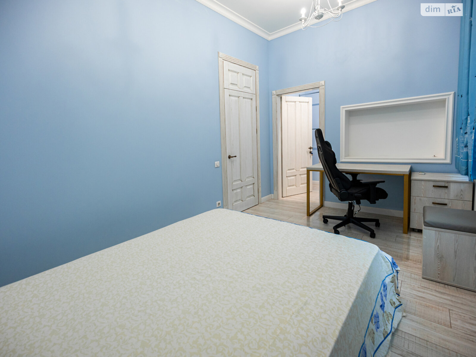 двоповерховий таунхаус, 160.5 кв. м, цегла. Продаж у Обухівці фото 1 двоповерховий таунхаус, 160.5 кв. м, цегла. Продаж у Обухівці фото 1