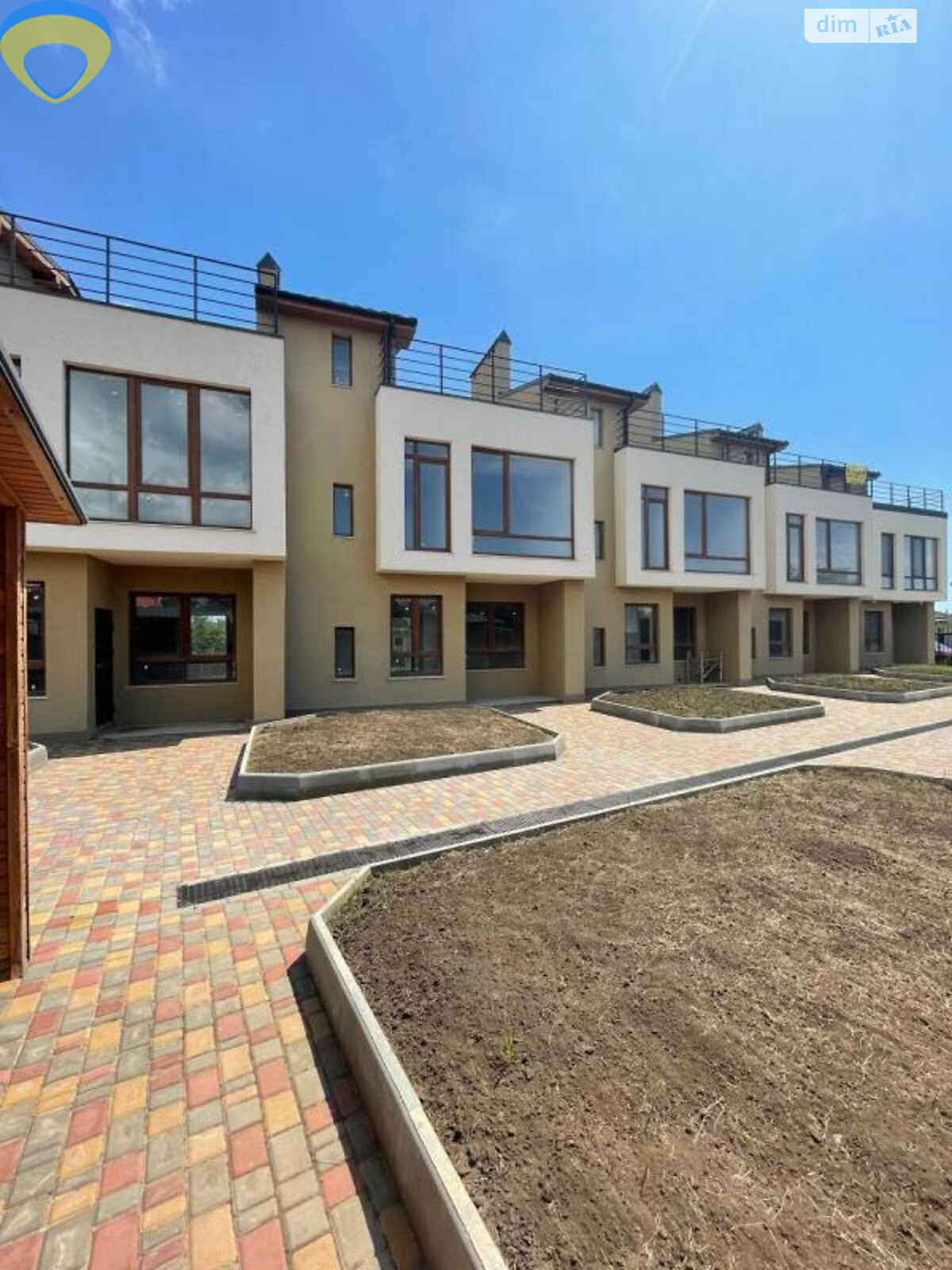 двухэтажный таунхаус, 225 кв. м, газобетон. Продажа в Фонтанке фото 1 двухэтажный таунхаус, 225 кв. м, газобетон. Продажа в Фонтанке фото 1