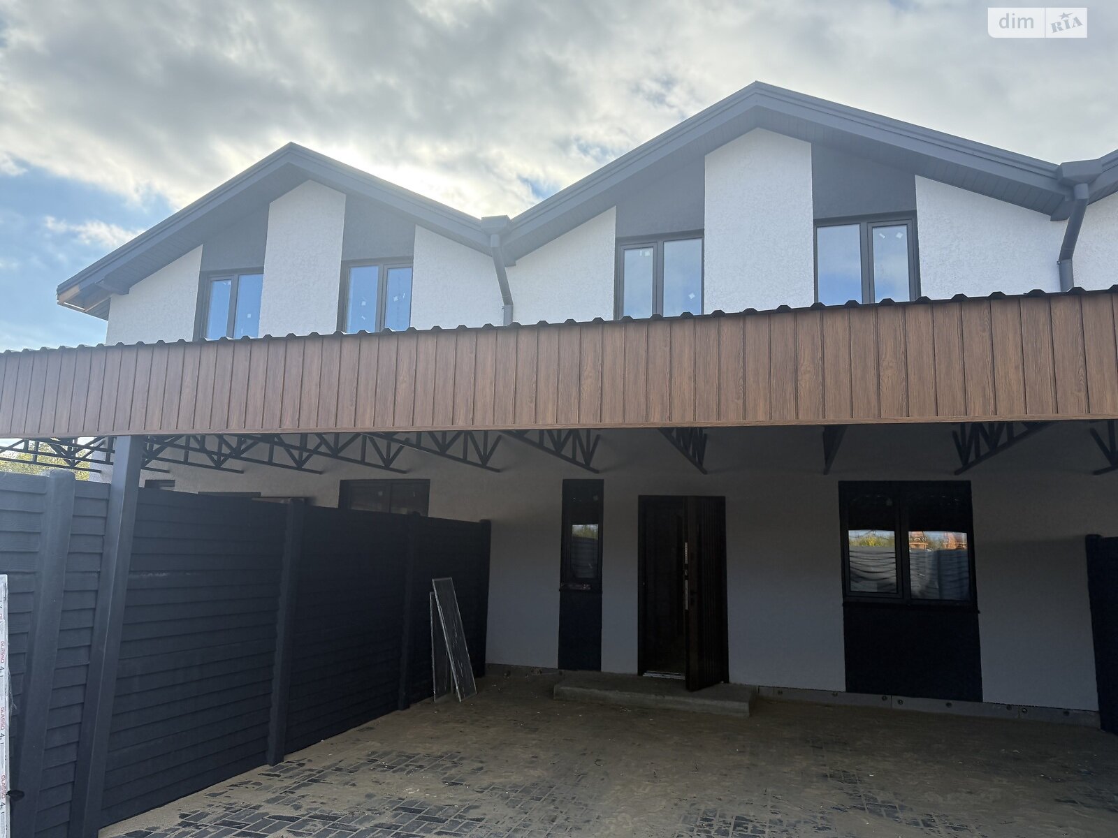 двухэтажный таунхаус, 120 кв. м, кирпич. Продажа в Вапнярке фото 1 двухэтажный таунхаус, 120 кв. м, кирпич. Продажа в Вапнярке фото 1