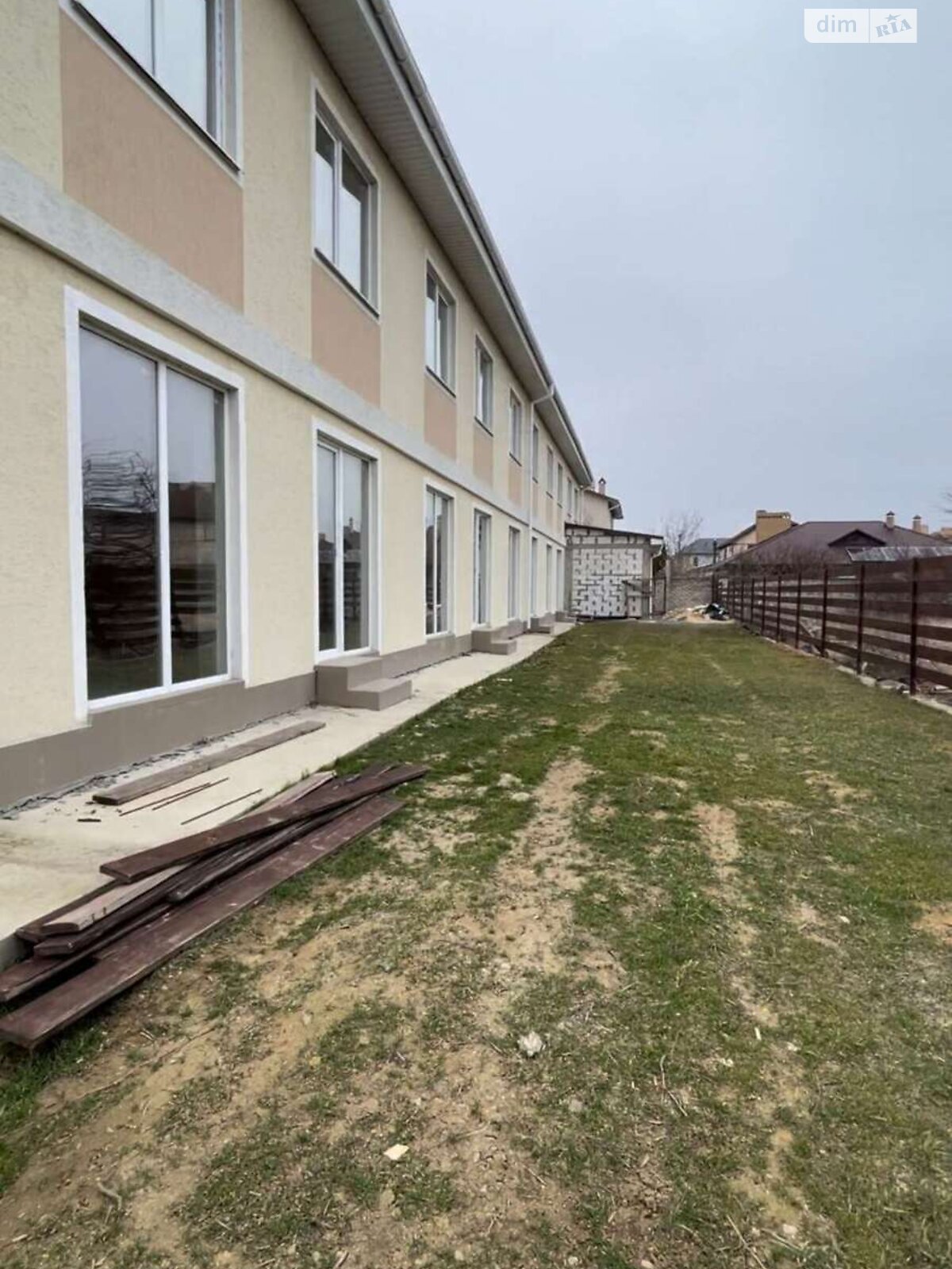 двухэтажный таунхаус, 96 кв. м, газобетон. Продажа в Фонтанке фото 1 двухэтажный таунхаус, 96 кв. м, газобетон. Продажа в Фонтанке фото 1