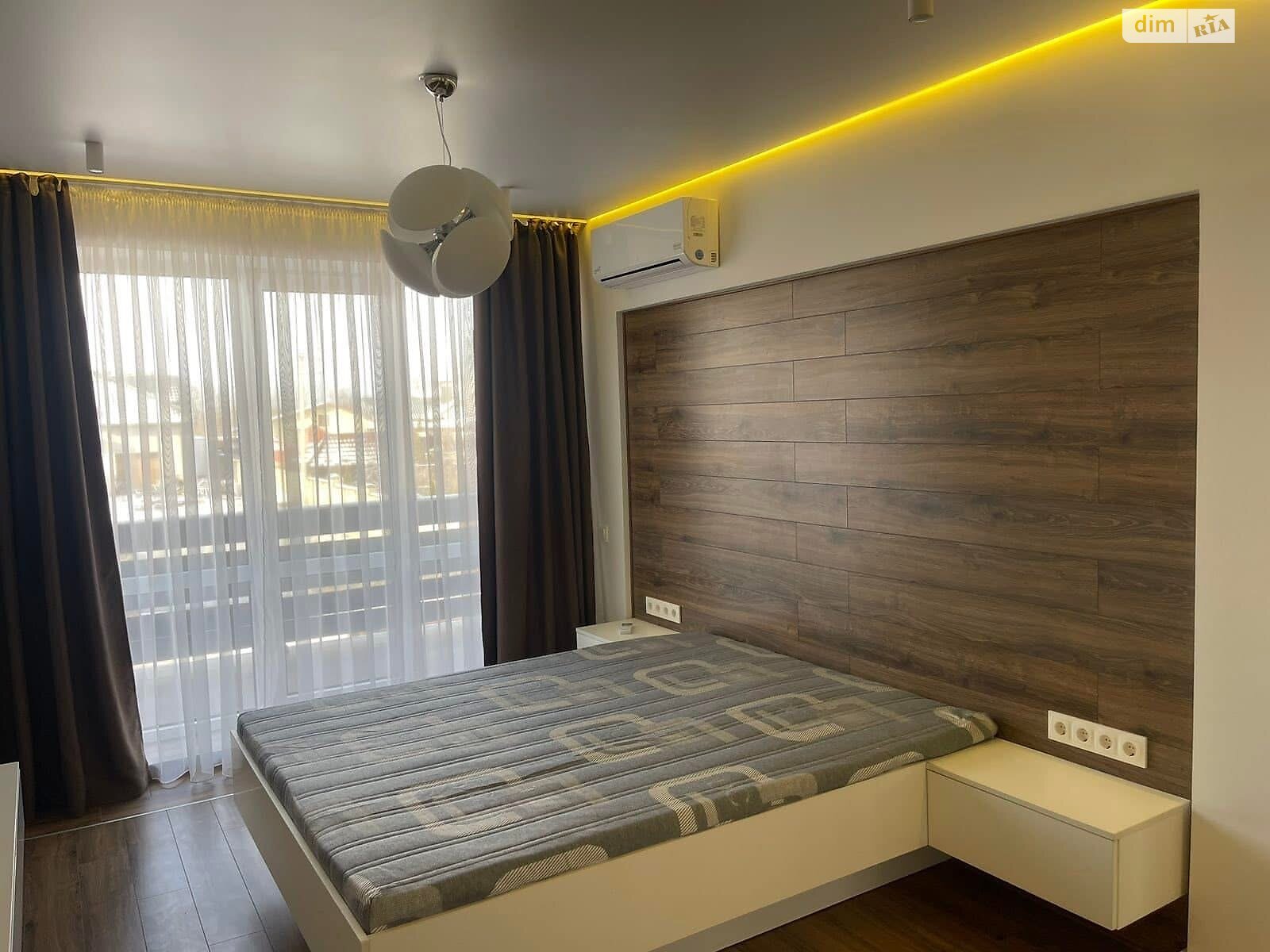 двухэтажный таунхаус, 230 кв. м, кирпич. Продажа в Гаях Чумаковых фото 1 двухэтажный таунхаус, 230 кв. м, кирпич. Продажа в Гаях Чумаковых фото 1