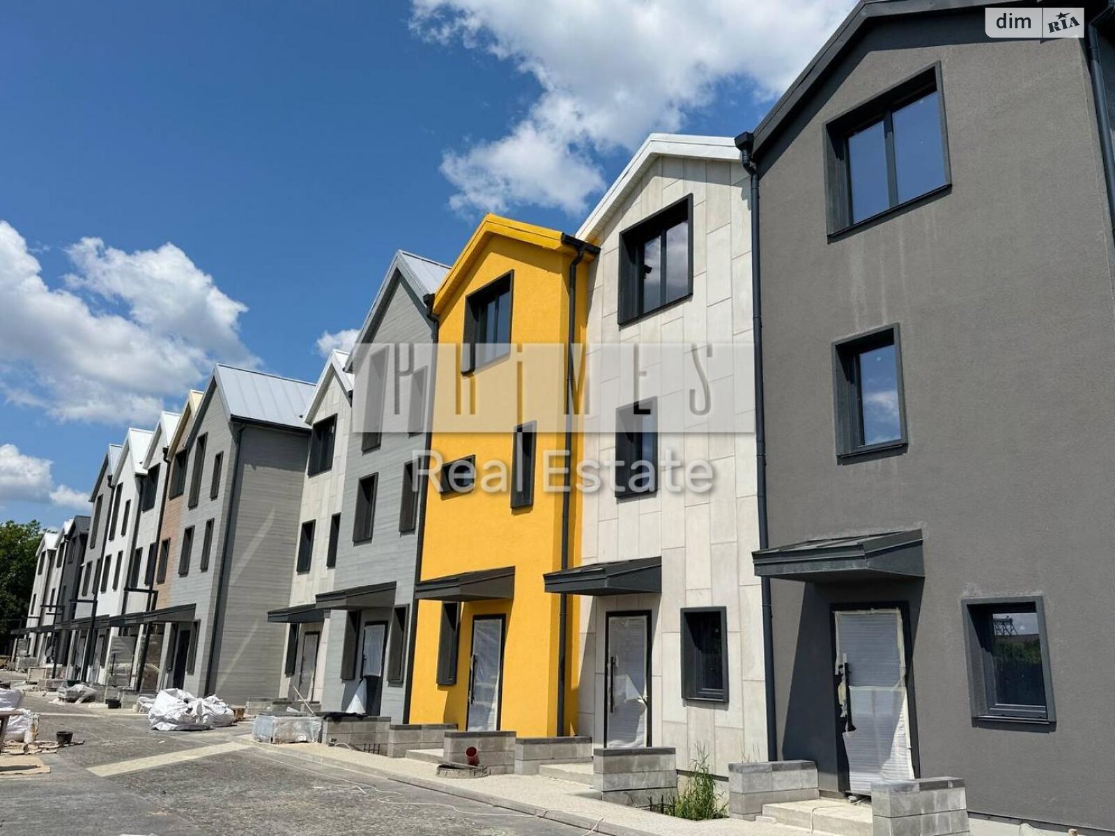 триповерховий таунхаус, 87 кв. м, газобетон. Продаж у Гатне фото 1