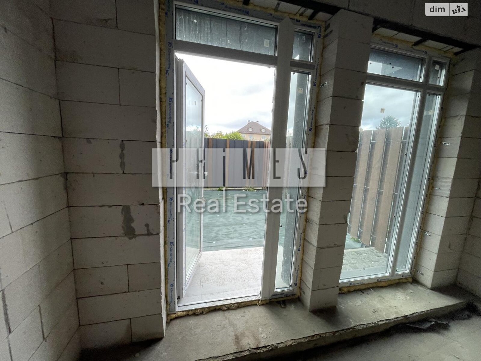 триповерховий таунхаус, 87 кв. м, газобетон. Продаж у Гатне фото 1