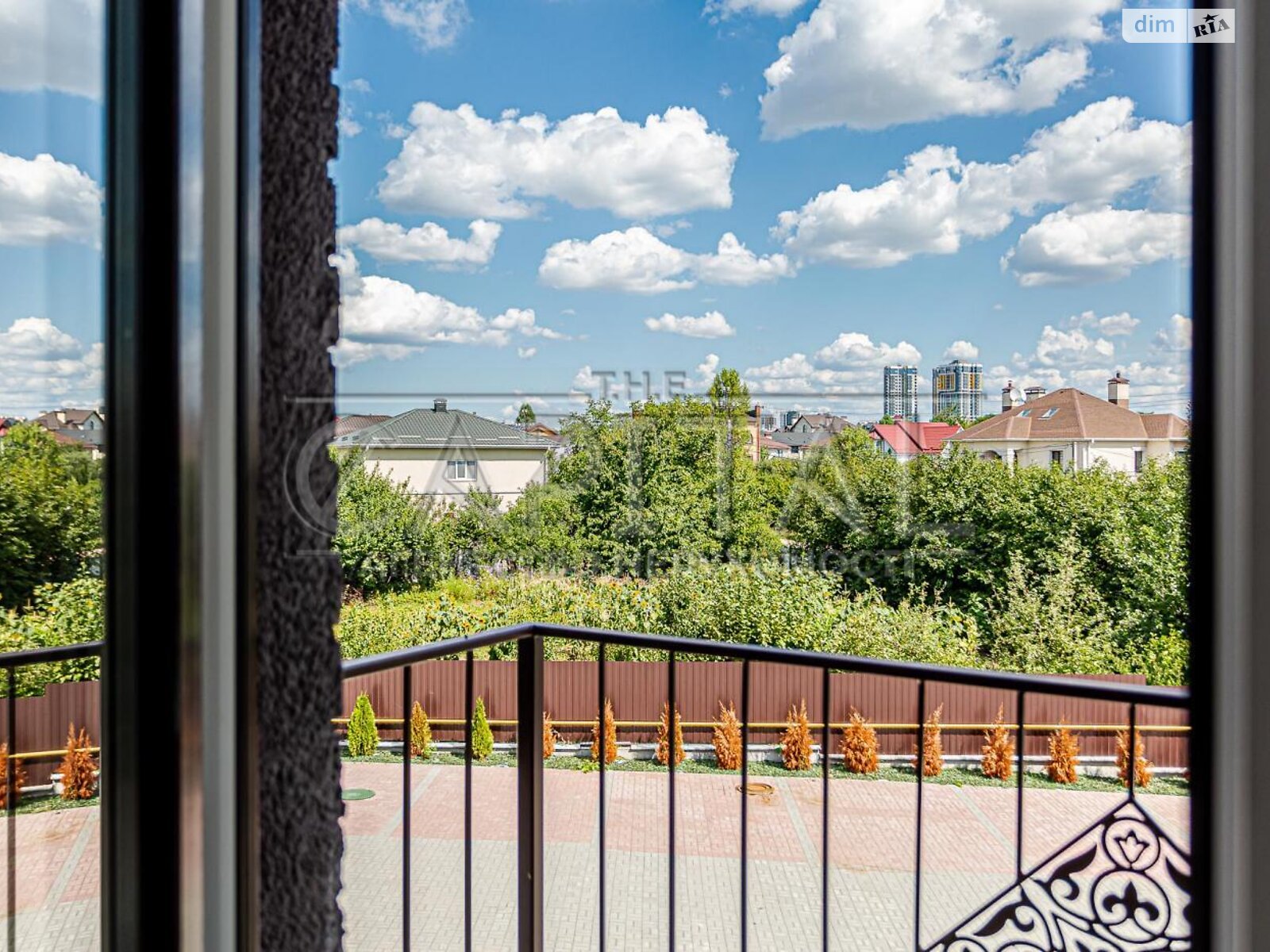 двоповерховий таунхаус, 180 кв. м, цегла. Продаж у Гатне фото 1 двоповерховий таунхаус, 180 кв. м, цегла. Продаж у Гатне фото 1