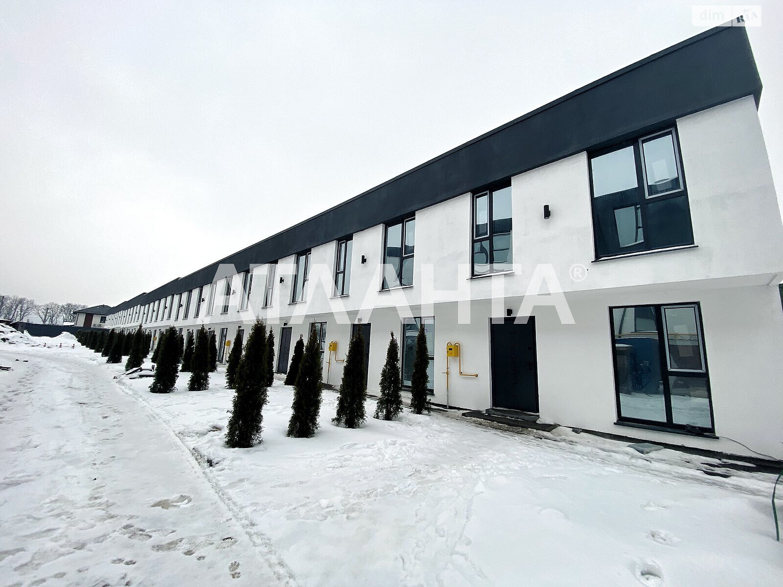 двухэтажный таунхаус, 61 кв. м, газобетон. Продажа в Гатном фото 1