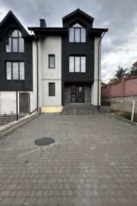 трехэтажный таунхаус, 116.7 кв. м, кирпич. Продажа в Годилове фото 2