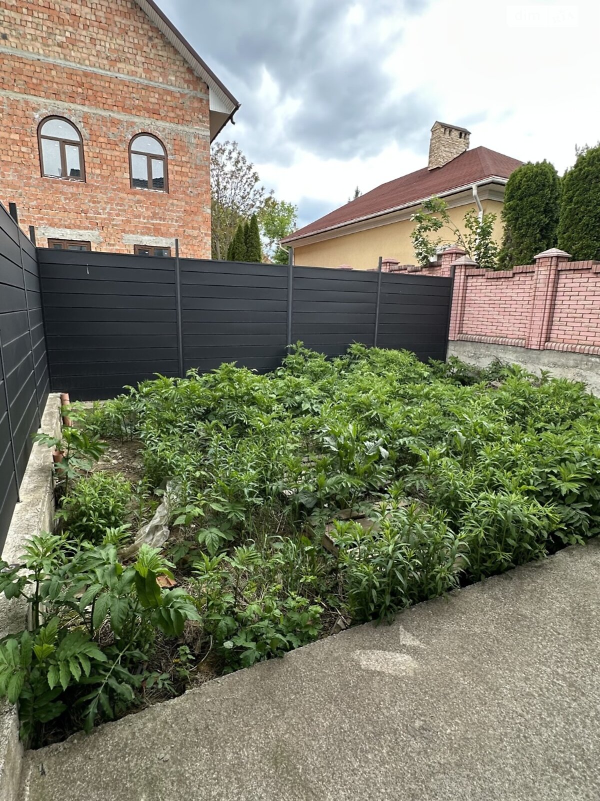 триповерховий таунхаус, 172 кв. м, цегла. Продаж у Годилові фото 1 триповерховий таунхаус, 172 кв. м, цегла. Продаж у Годилові фото 1