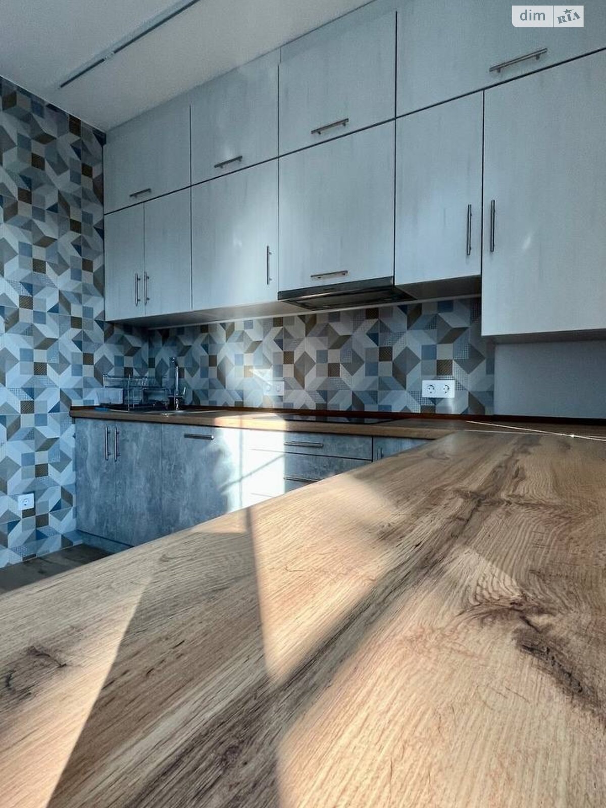 двухэтажный таунхаус, 111 кв. м, кирпич. Продажа в Годилове фото 1