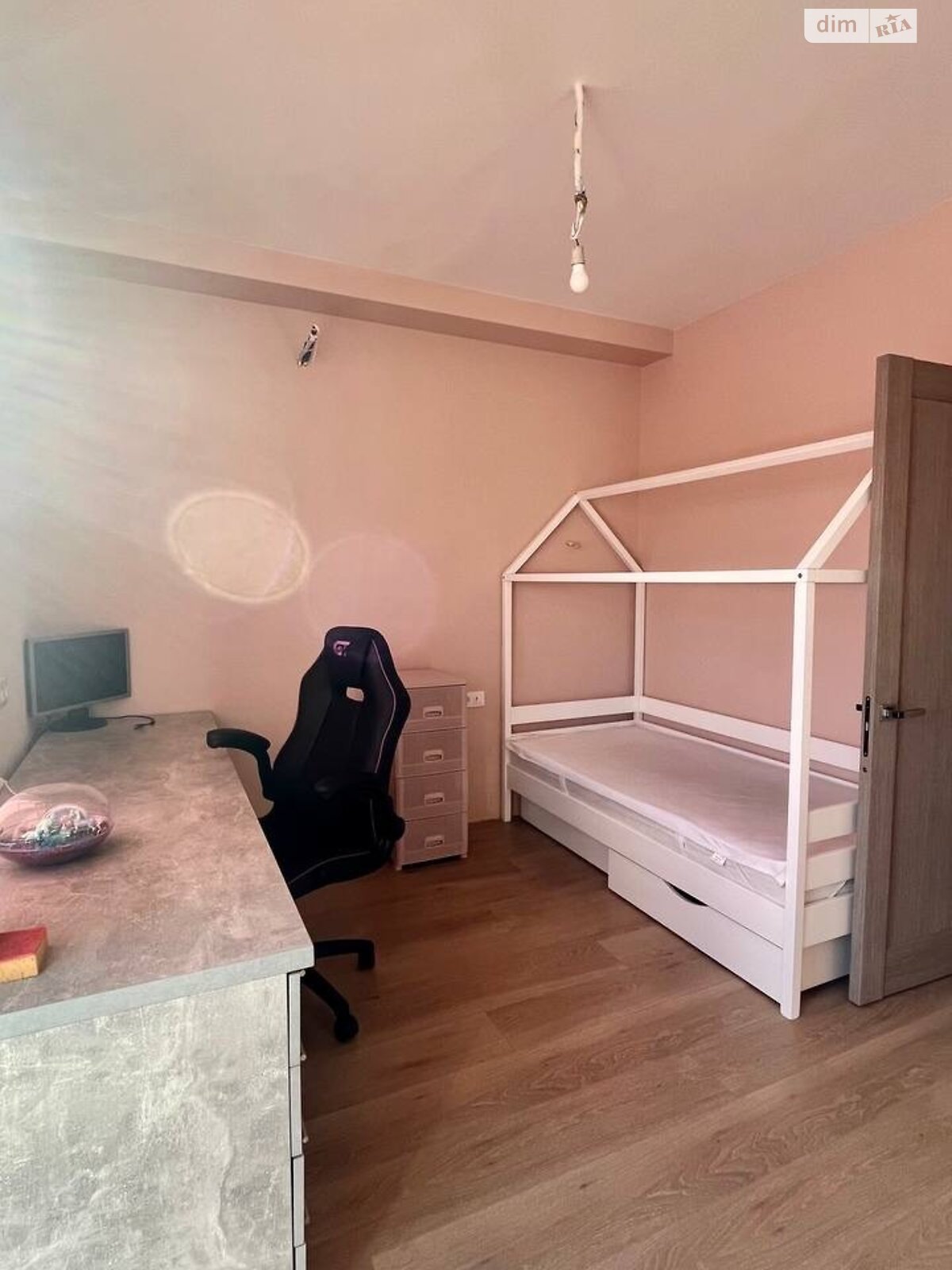 двухэтажный таунхаус, 111 кв. м, кирпич. Продажа в Годилове фото 1