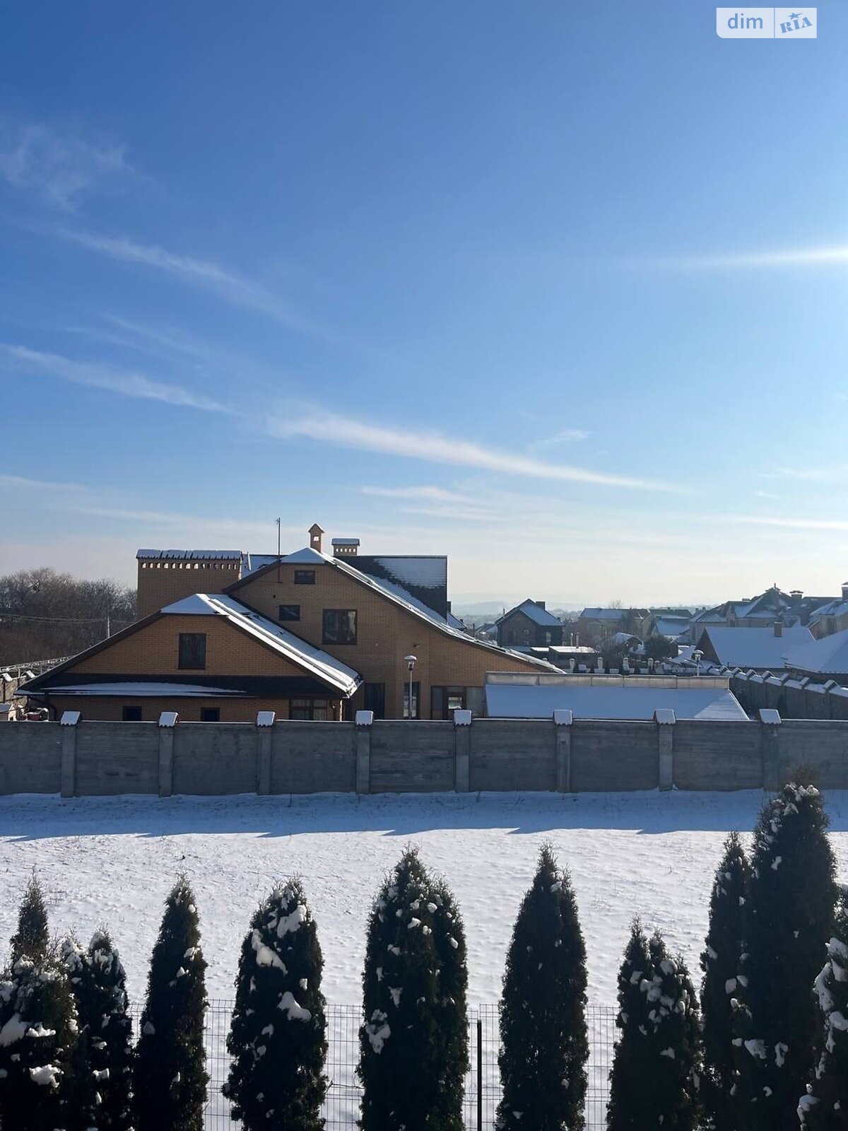 двухэтажный таунхаус, 111 кв. м, кирпич. Продажа в Годилове фото 1