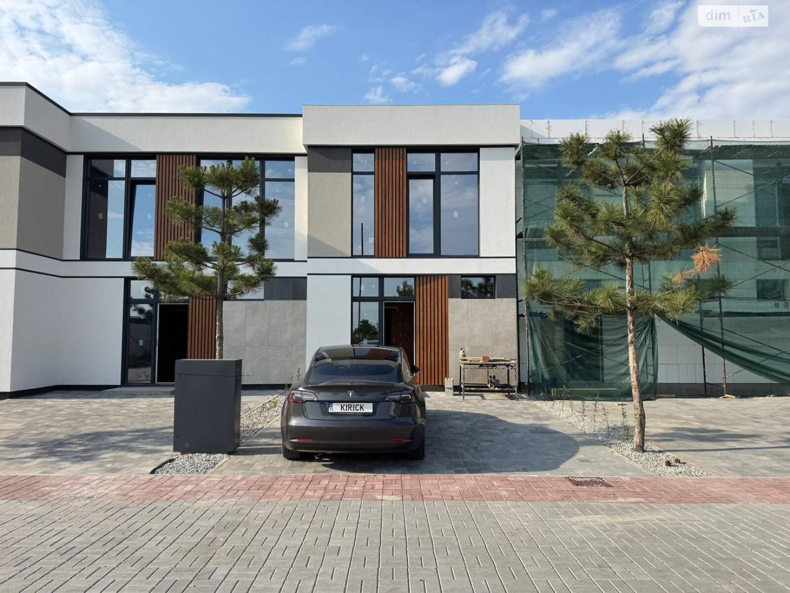 двухэтажный таунхаус, 93 кв. м, кирпич. Продажа в Горе фото 1 двухэтажный таунхаус, 93 кв. м, кирпич. Продажа в Горе фото 1