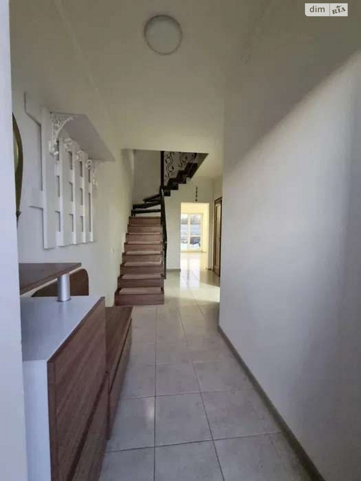 трехэтажный таунхаус, 148 кв. м, кирпич. Продажа в Горбовичах фото 1 трехэтажный таунхаус, 148 кв. м, кирпич. Продажа в Горбовичах фото 1